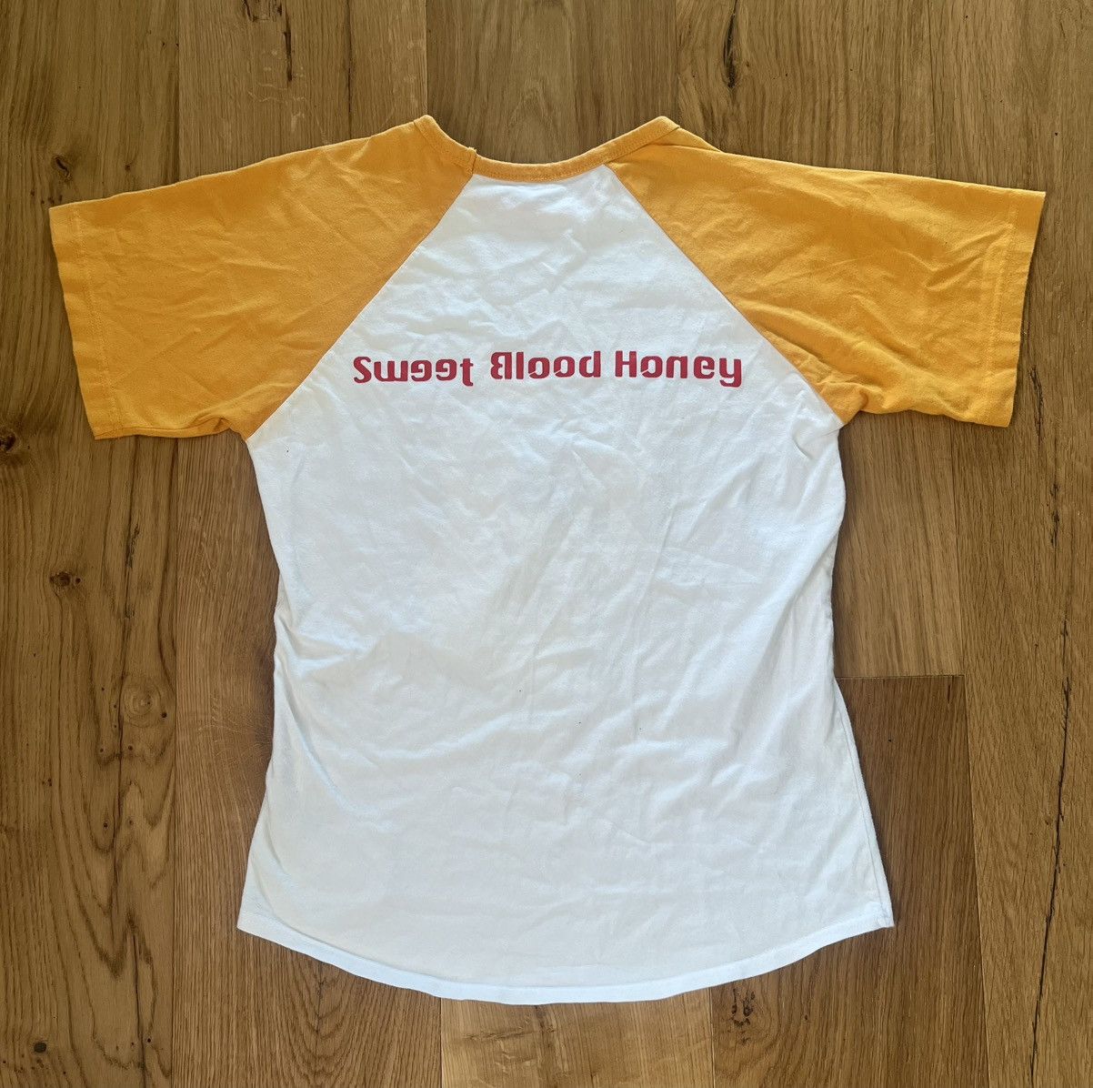 Beauty Beast Beauty:Beast 1990s Sweet Blood Honey Raglan Tee Shirt Size US S / EU 44-46 / 1 - 2 Thumbnail