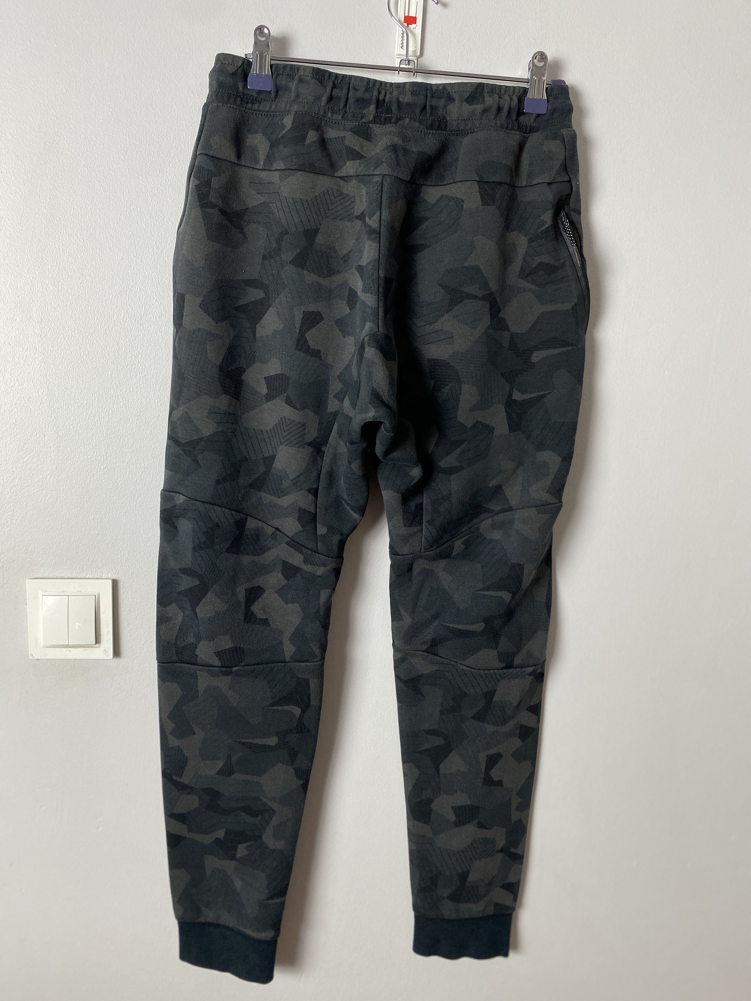 Nike Nike tech fleece joggers sweatpants drill trap drip camo Size US 28 / EU 44 - 3 Thumbnail