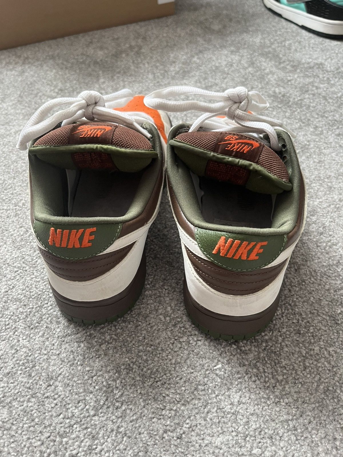 Nike Nike SB Oompa Loompa Dunk Low 2005 Trainers Size US 10 / EU 43 - 9 Thumbnail
