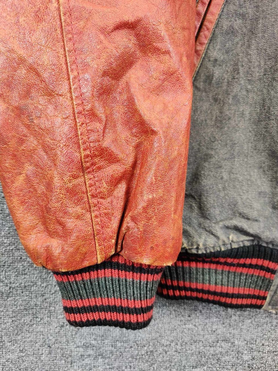Japanese Brand Vintage Scene Quilted Varsity Leather Jacket Size US L / EU 52-54 / 3 - 4 Thumbnail