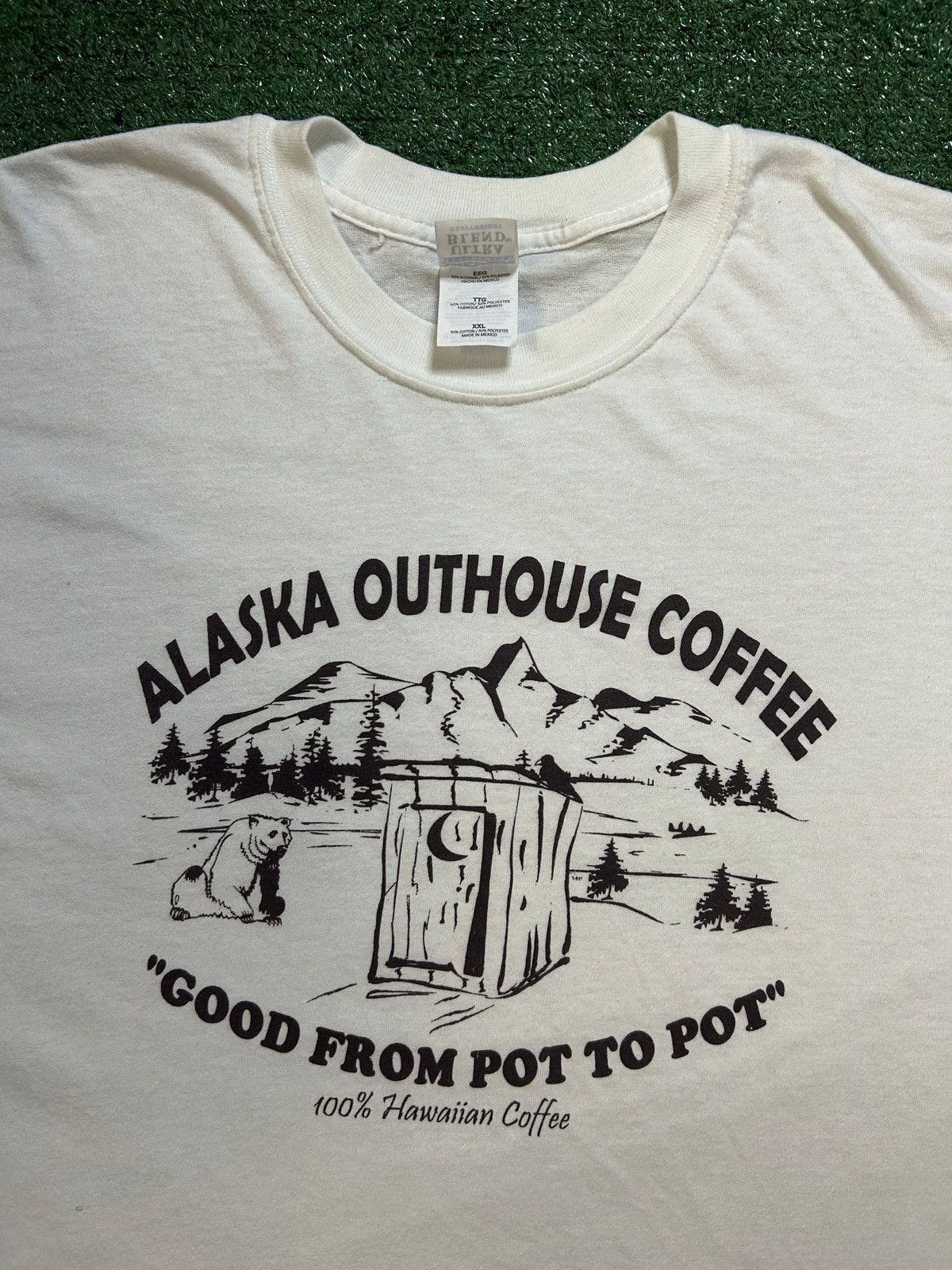 Other Alaska outhouse coffee tee Size US XXL / EU 58 / 5 - 4 Thumbnail