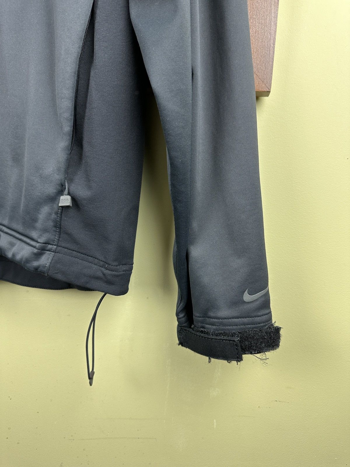 Nike ACG Nike ACG windstopper track jacket zip Size US L / EU 52-54 / 3 - 3 Thumbnail
