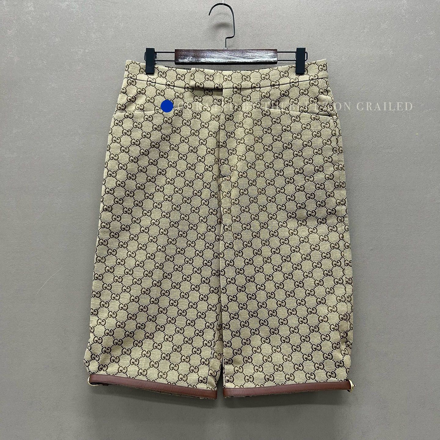 Gucci Monogram Beige Shorts in Size 30 Size US 30 / EU 46 - 1 Thumbnail