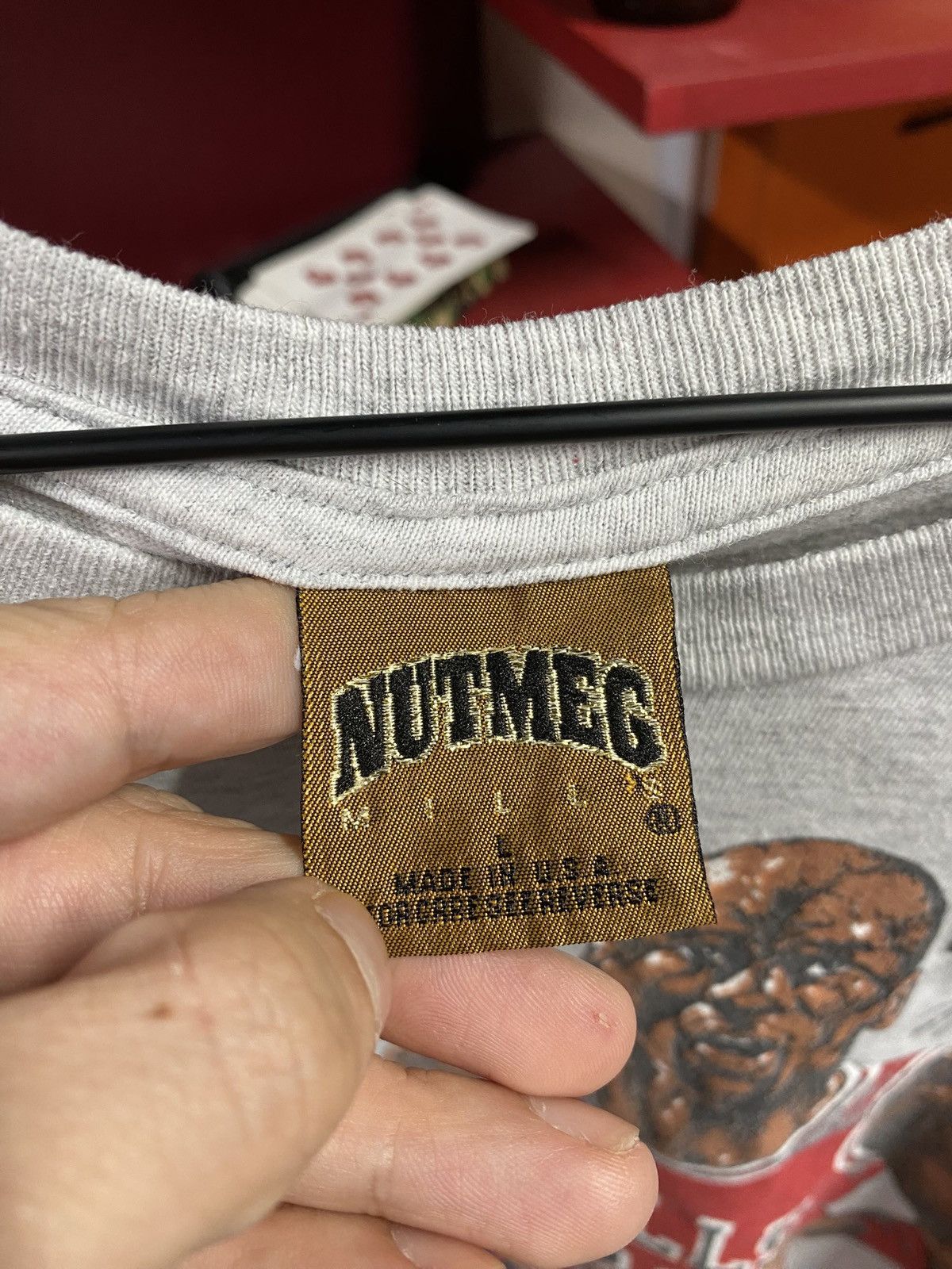 Nutmeg × Vintage Vintage 90’s Chicago Bulls Michael Jordan Shirt Adult Large Size US L / EU 52-54 / 3 - 3 Thumbnail