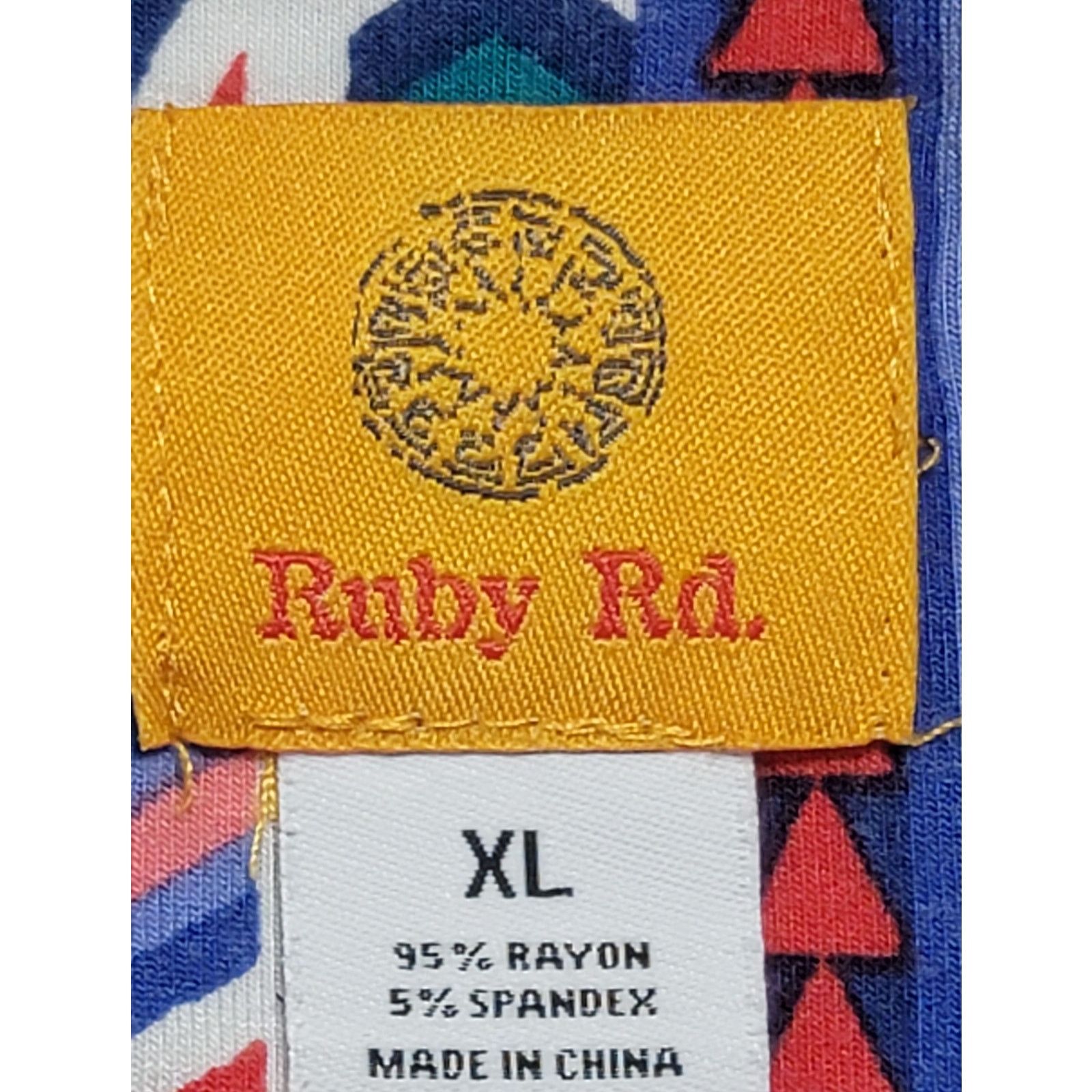 Other Ruby Rd. Blue Pink Arrow Geo Print Top XL Lightweight Ruched Size XL / US 12-14 / IT 48-50 - 6 Thumbnail