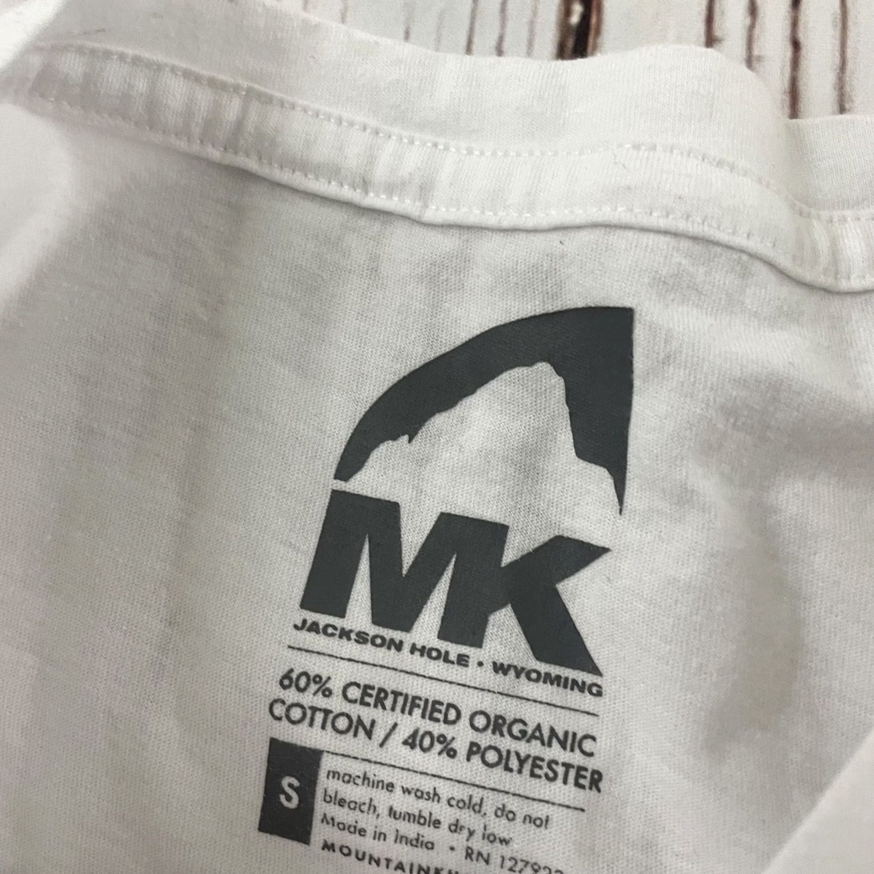 Mountain Khakis Mountain Khakis T-Shirt Women S White Mountain Khakis Jackson Hole WY Short Sleeve Shirt Small White Womens Size S / US 4 / IT 40 - 3 Thumbnail
