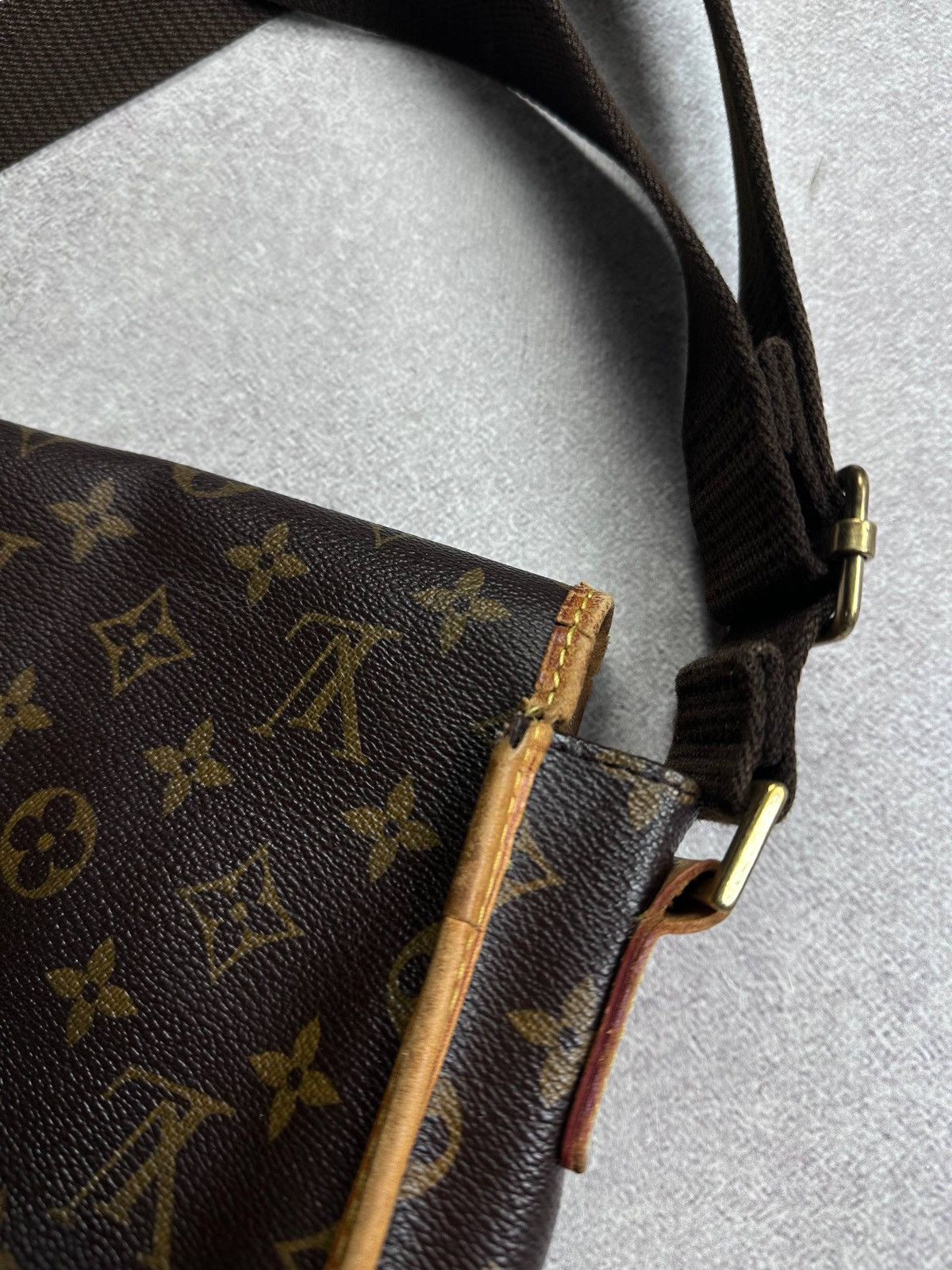 Louis Vuitton Vintage Louis Vuitton Bosphore Monogram Luxury Bag Rare Size ONE SIZE - 9 Thumbnail