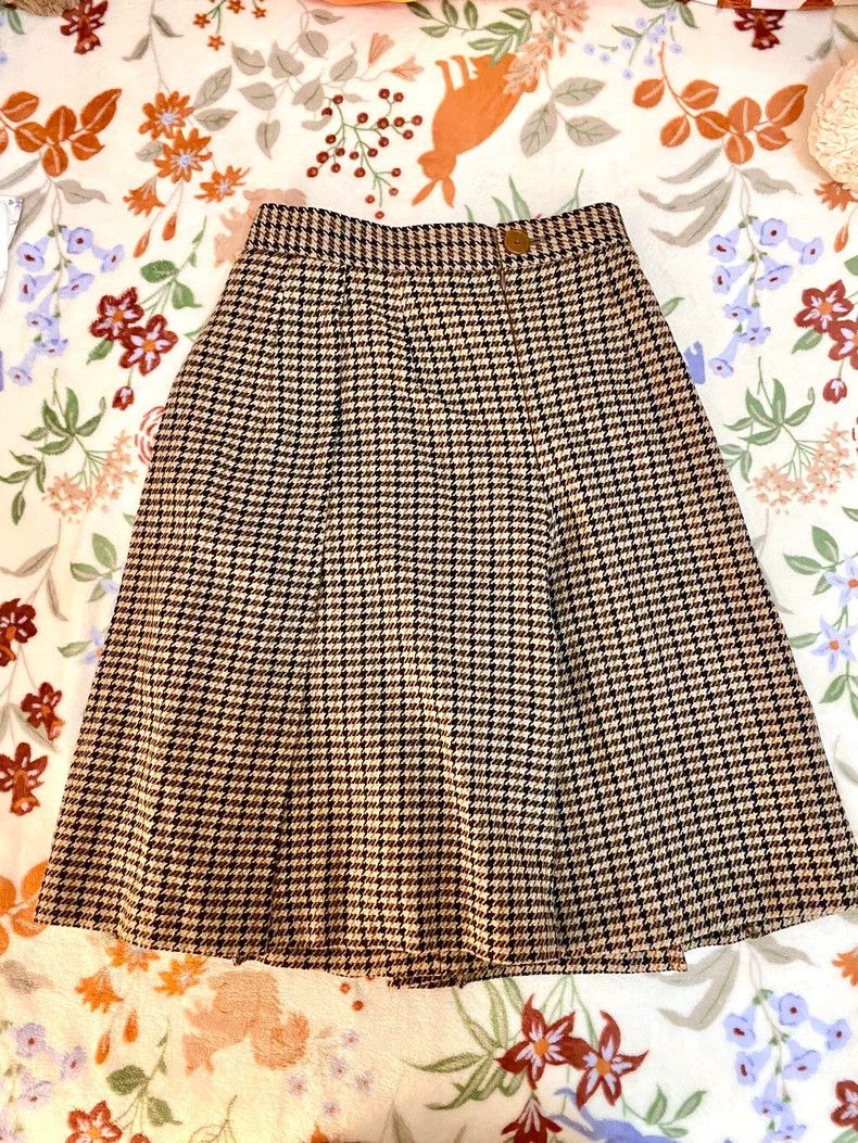 Vivienne Westwood Vivienne Westwood size02 Grainy skirt and trousers Size 27" / US 4 / IT 40 - 4 Thumbnail