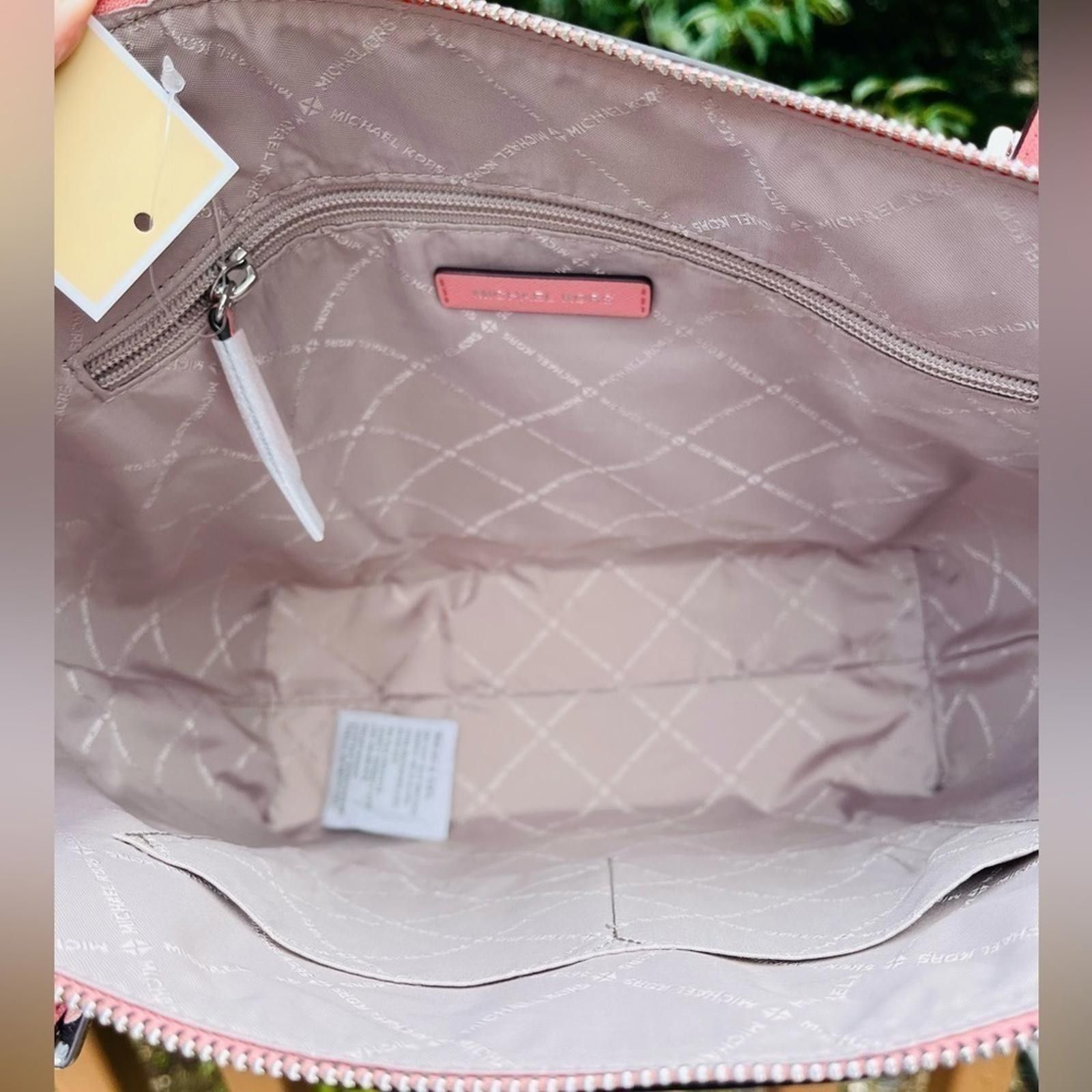 Michael Kors Michael Kors Primrose East West Bag NWT​​​​​​​ Size ONE SIZE - 6 Thumbnail