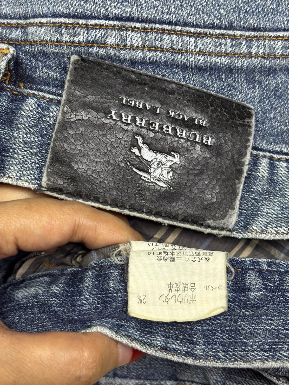 Burberry Vintage Burberry Button Fly Faded Wash Distressed Jeans Size US 30 / EU 46 - 9 Thumbnail