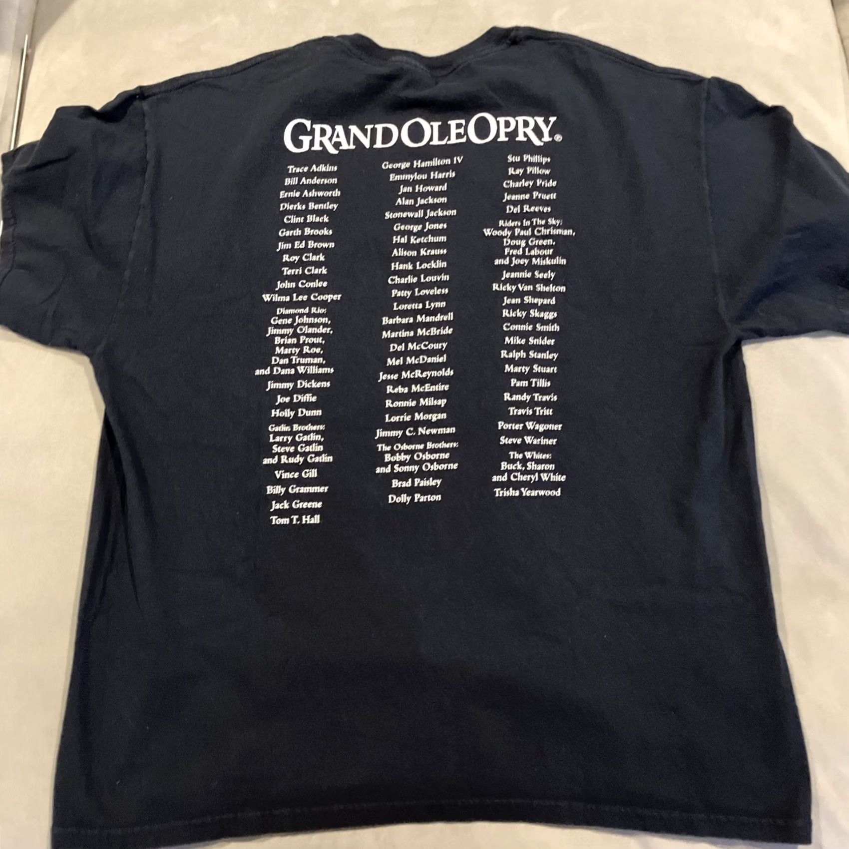 Gildan VINTAGE Grand Ole Opry Double Sided T Shirt Members Name On Back Large T-Shirt Men Black 90s Country Music Shirt Size US L / EU 52-54 / 3 - 4 Thumbnail
