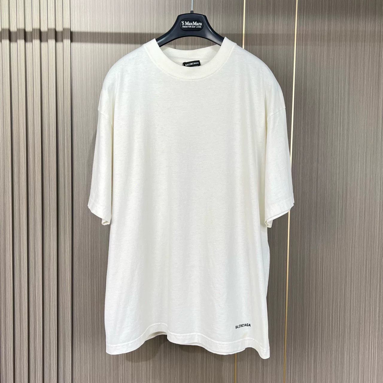 Balenciaga Balenciaga Embroidered Hem Letter Tee Size XS / US 0-2 / IT 36-38 - 1 Thumbnail