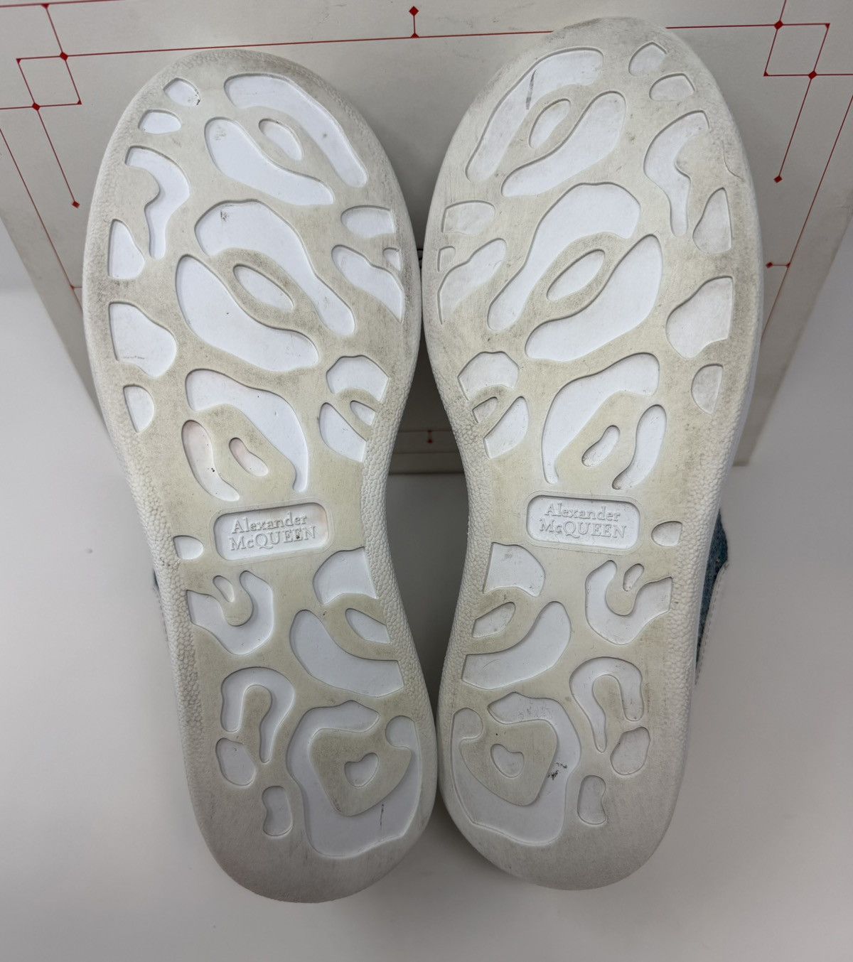 Alexander McQueen Alexander McQueen Oversized Glitter Sneaker Size US 7 / IT 37 - 6 Thumbnail