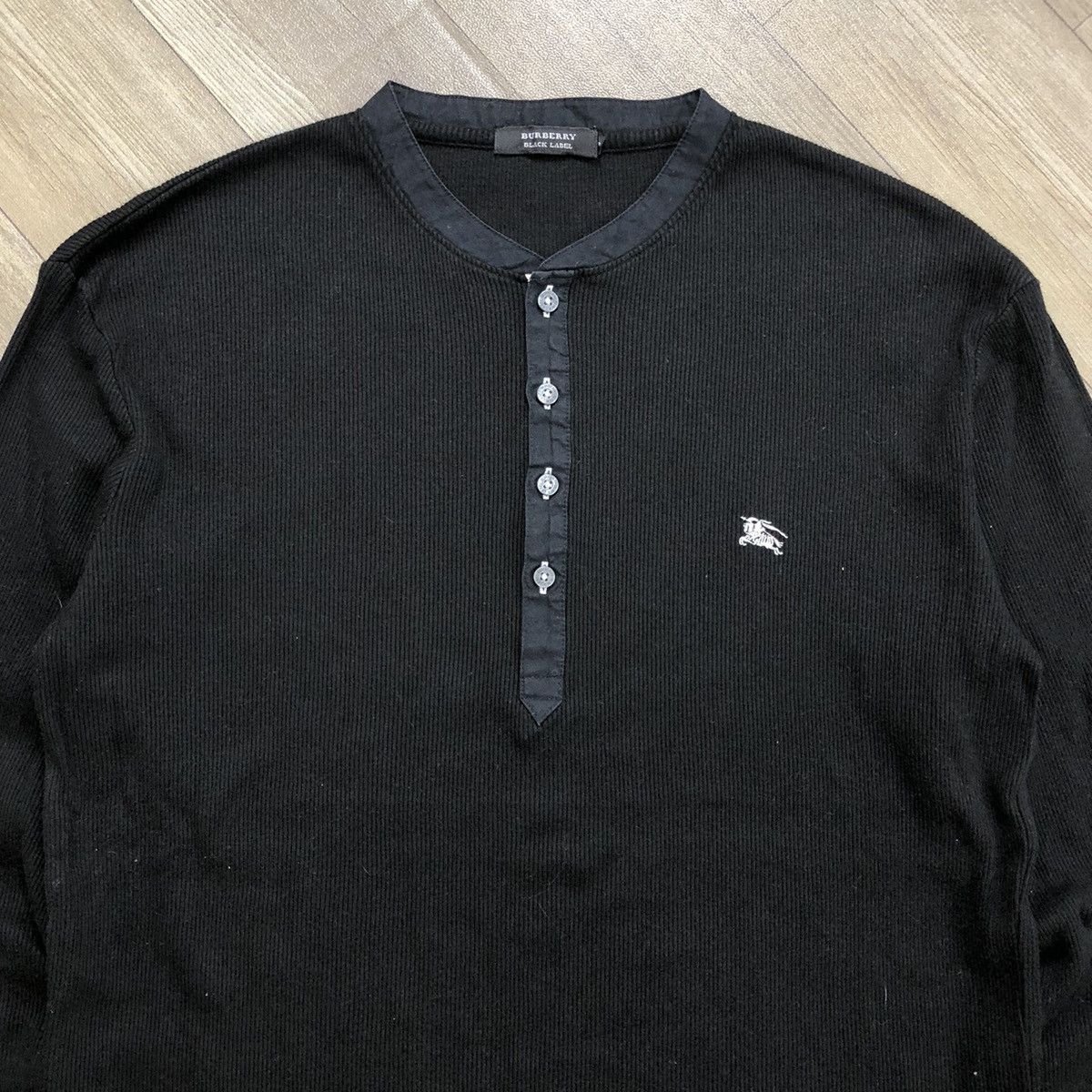 Burberry Burberry London Black Label Long Sleeve Half Button Tee Size US M / EU 48-50 / 2 - 2 Thumbnail