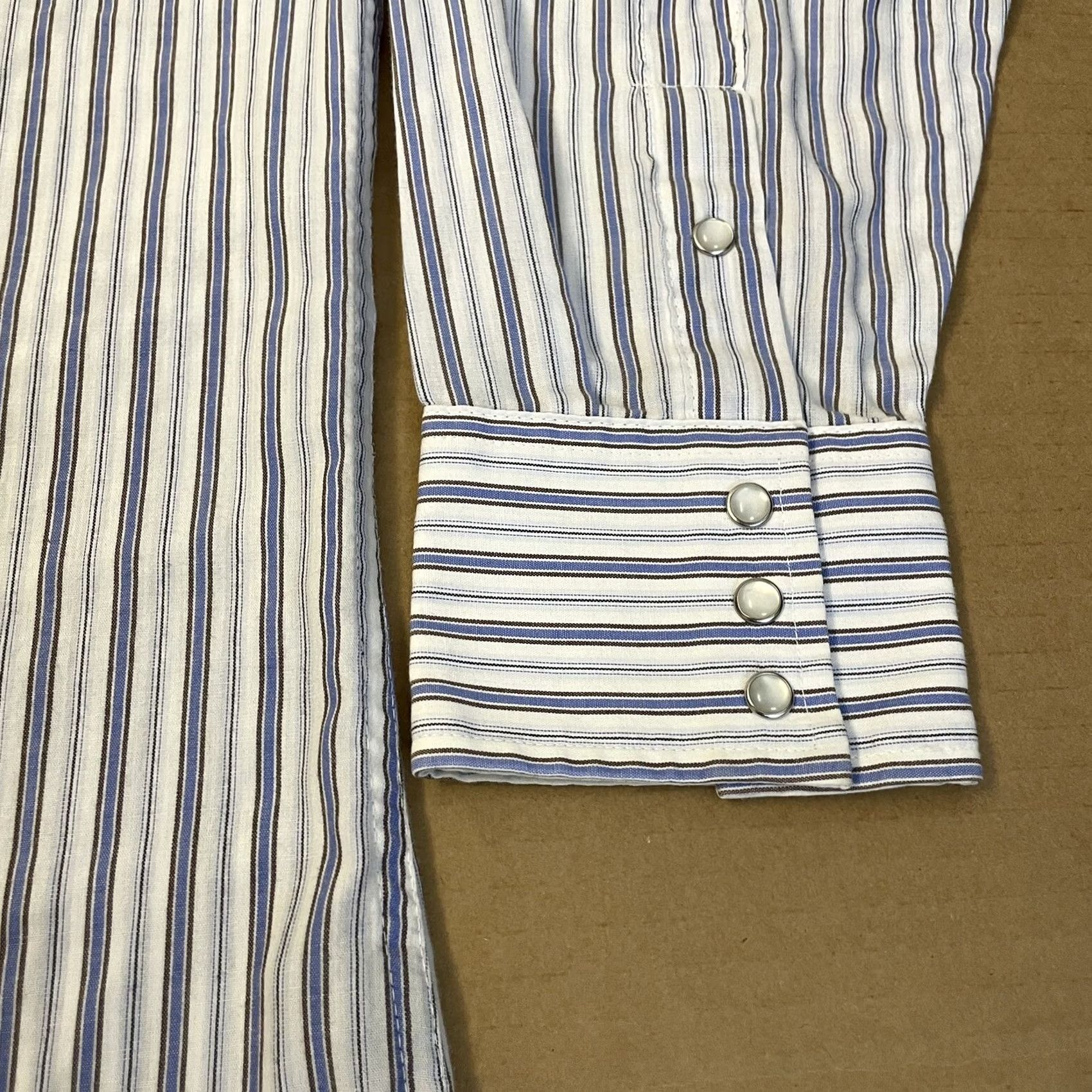 Vintage VINTAGE Panhandle Slim Shirt Adult 16 33 Blue Stripe Pearl Snap Pockets Button-Down Mens Shirt Size US L / EU 52-54 / 3 - 6 Thumbnail