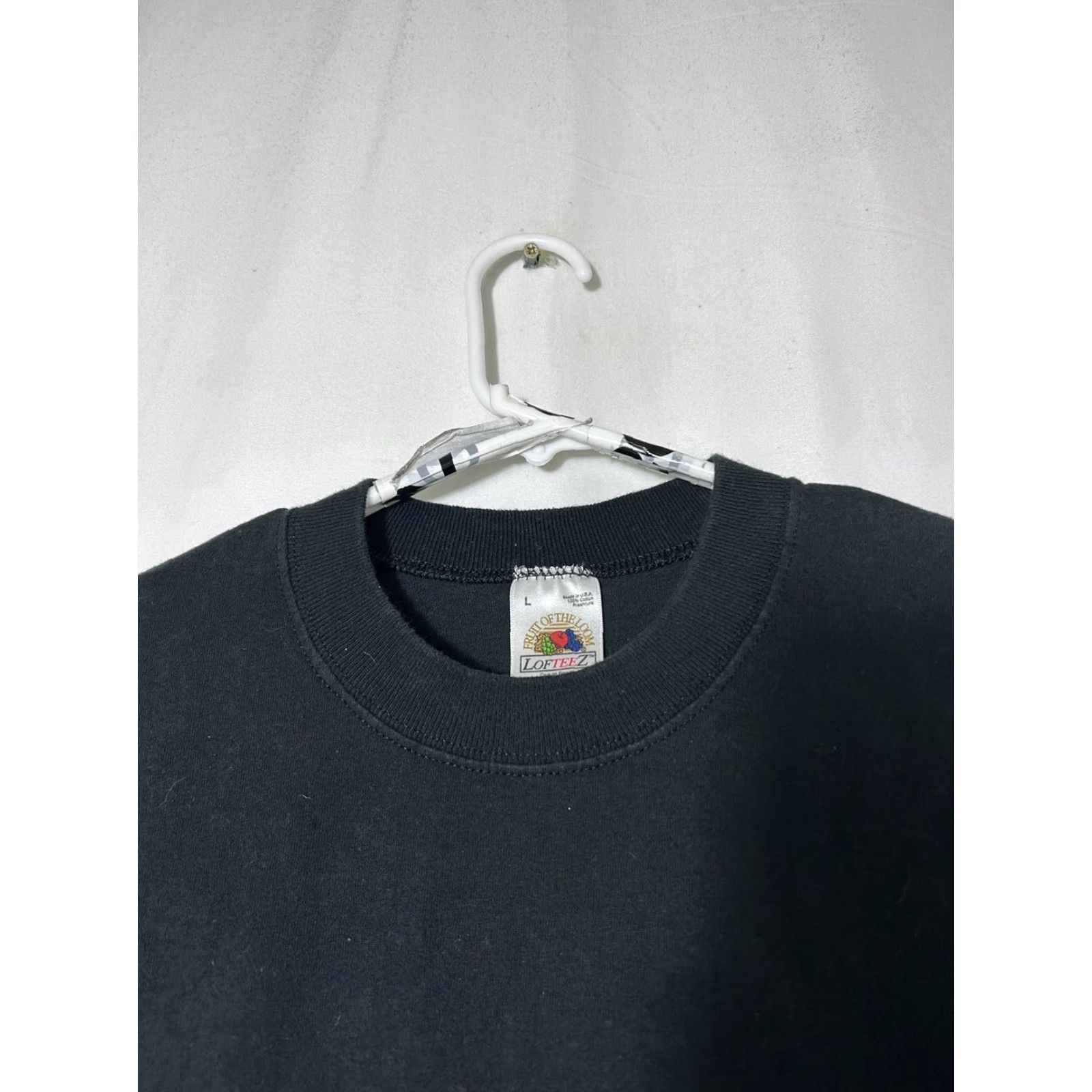 Fruit Of The Loom VINTAGE Mens Large Short Sleeve Black Shirt Wolfe Saloon Cameron Park Size US L / EU 52-54 / 3 - 4 Thumbnail