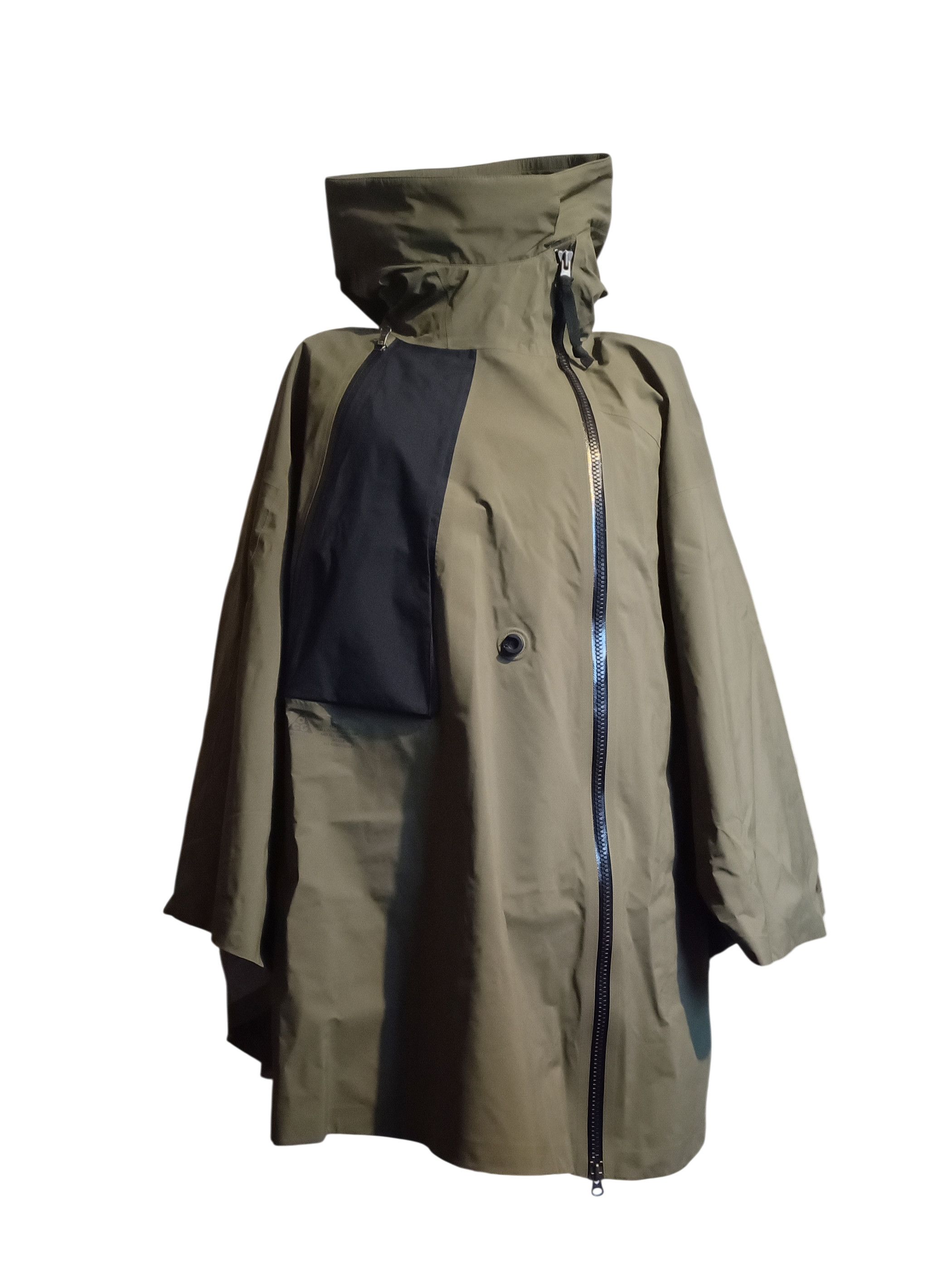 Goretex × Nike ACG 3-in-1 System Hooded Poncho Olive (2018) AR4542-395 Size US M / EU 48-50 / 2 - 8 Thumbnail