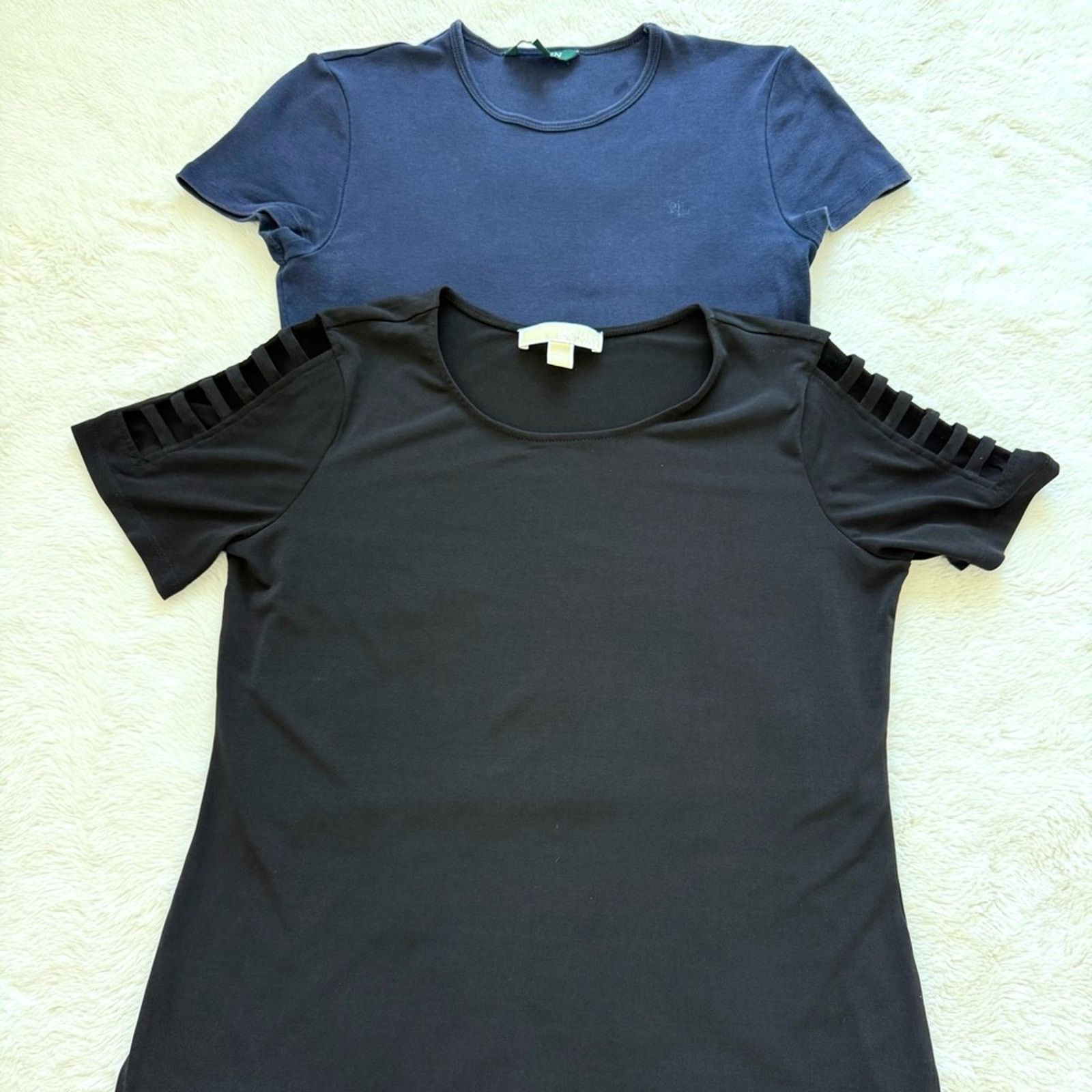 Michael Kors Bundle of women T-shirt’s 2 pieces size M Size M / US 6-8 / IT 42-44 - 1 Thumbnail