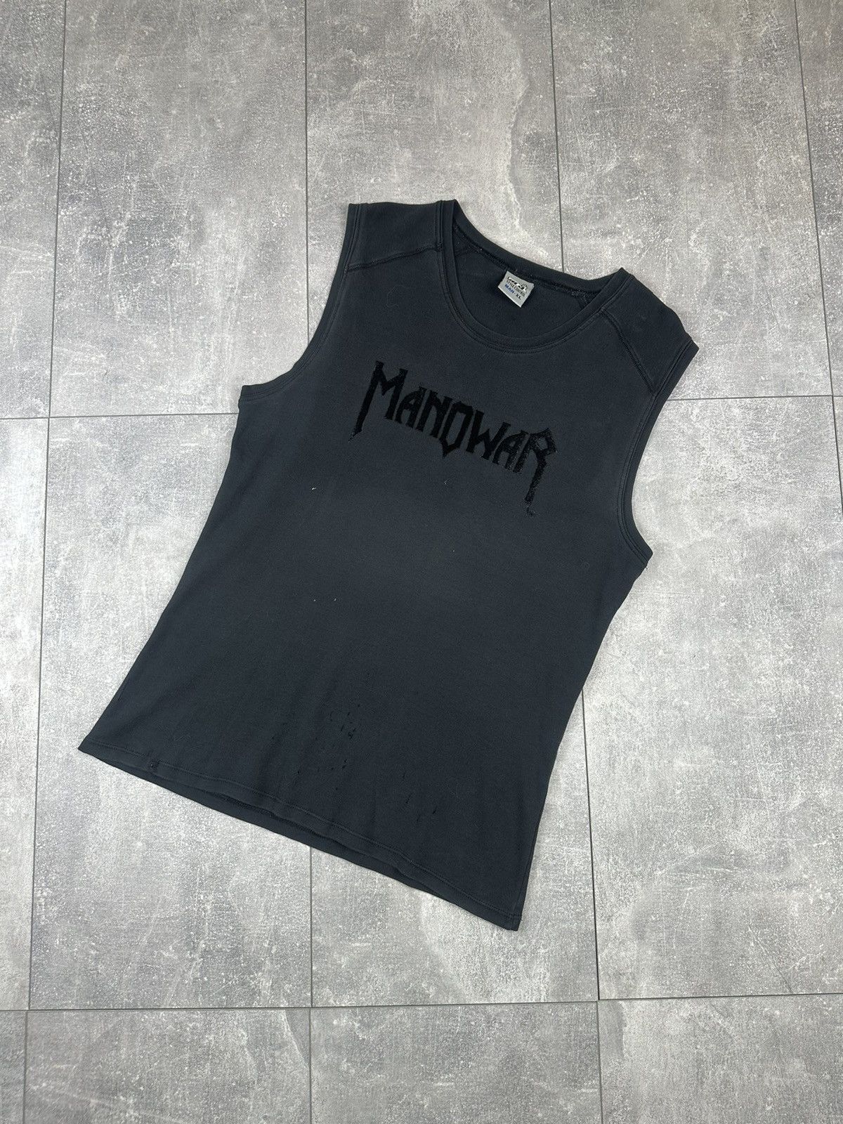 Gildan Manowar Vintage Rare Distressed Band Rock Crop Shirt Size US XL / EU 56 / 4 - 2 Thumbnail
