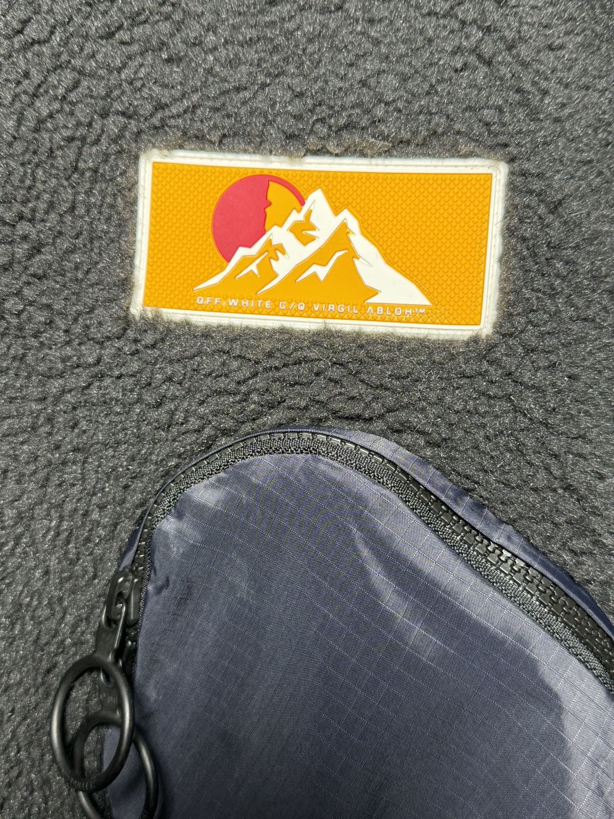 Off-White × Virgil Abloh EUC Off-White Eco Sherpa Pullover Jacket Size US L / EU 52-54 / 3 - 4 Thumbnail