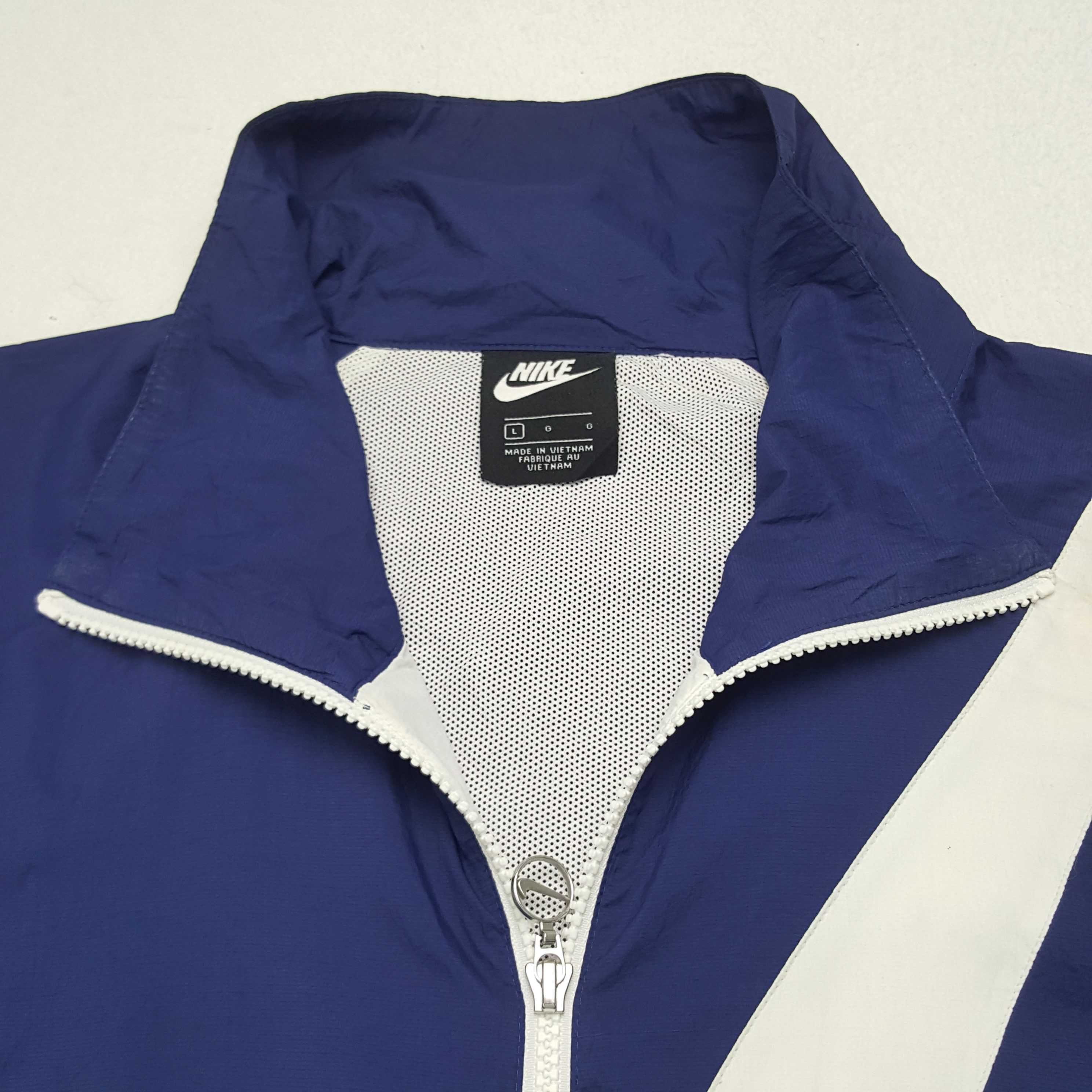 Nike × Vintage Vintage Nike Big Swoosh Mirror Zipper Windbreaker Jacket Size US XL / EU 56 / 4 - 4 Thumbnail