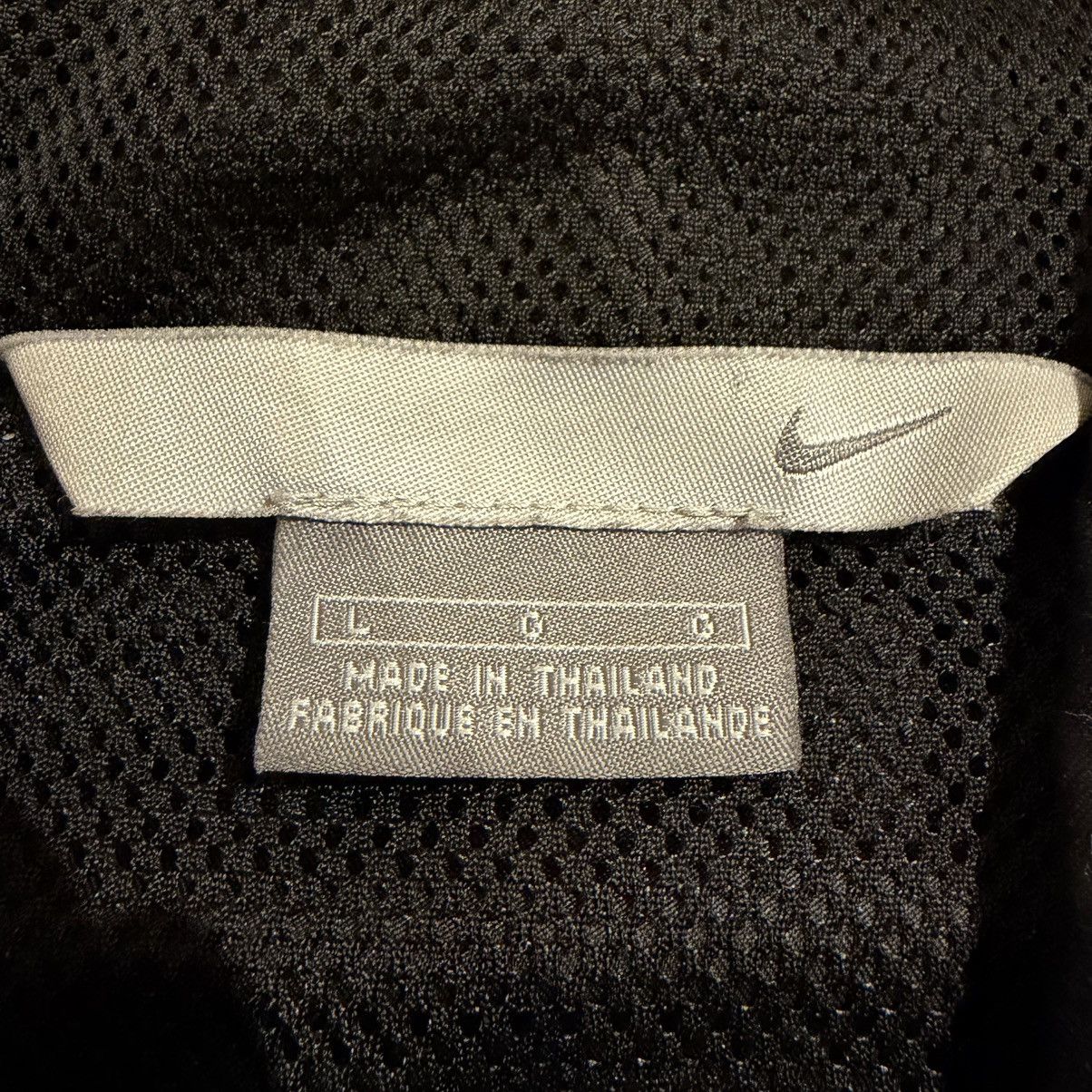 Nike Nike Black and Gold Windbreaker Size US L / EU 52-54 / 3 - 8 Thumbnail
