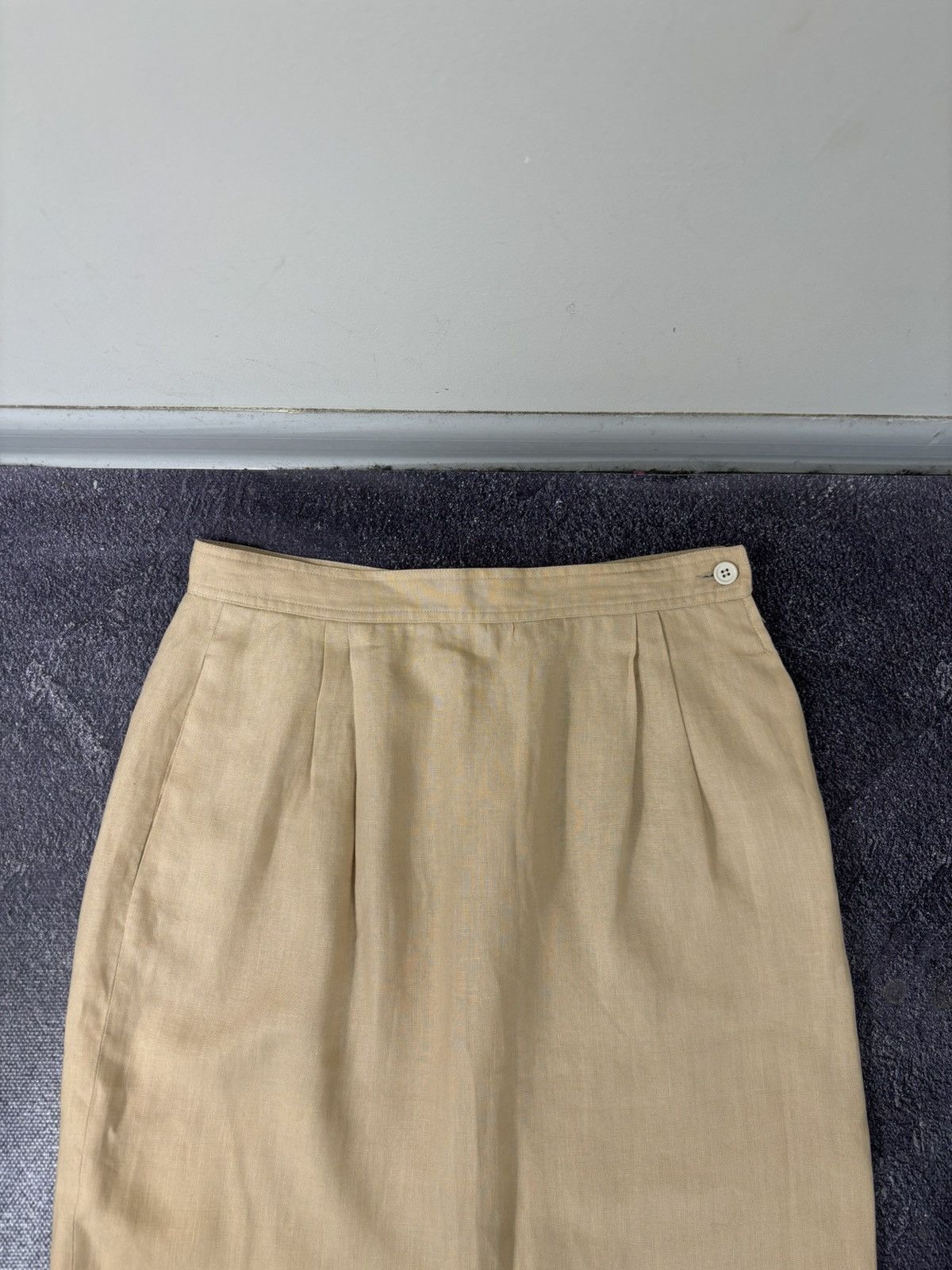 Valentino Vintage Valentino Beige/Yellow Italian Luxury Linen Skirt Size 32" / US 10 / IT 46 - 7 Thumbnail