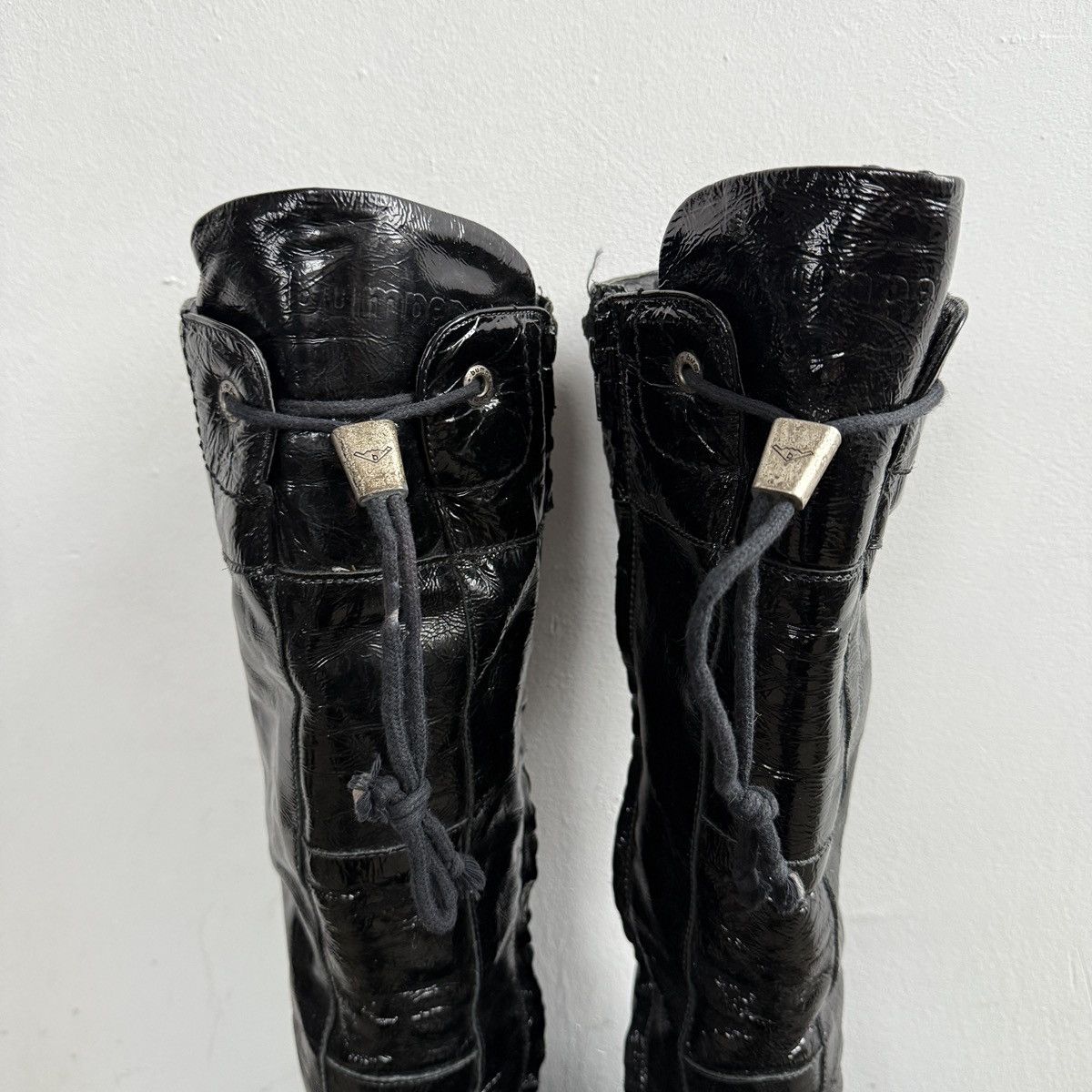 If Six Was Nine Vintage Y2K Bumper Patent Leather Knee High Lace Up Boots Size US 8 / IT 38 - 7 Thumbnail