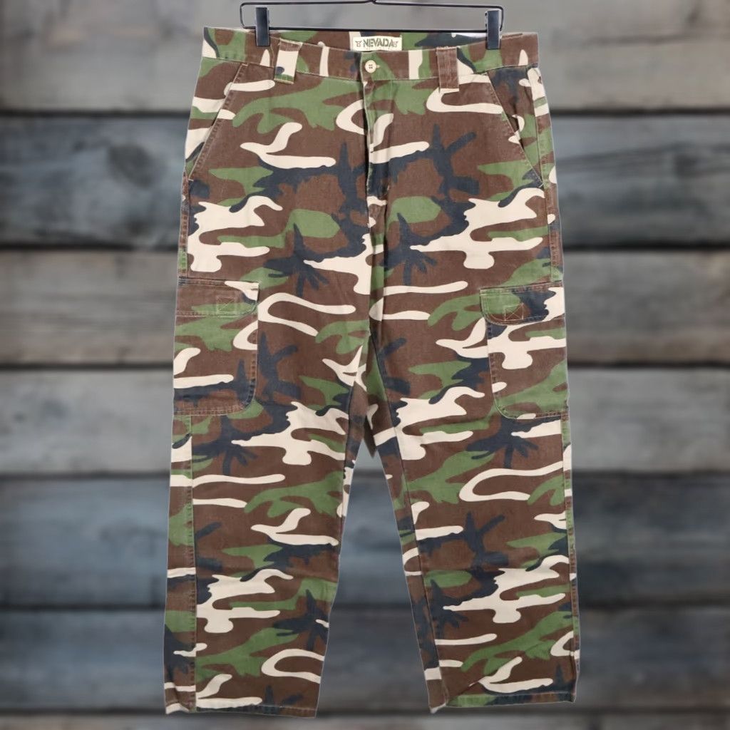Vintage VINTAGE Nevada Cargo Pants Men 36 x 32 Camouflage Green Brown 90s Army Outdoor Workwear Pants Mens Size US 36 / EU 52 - 1 Thumbnail