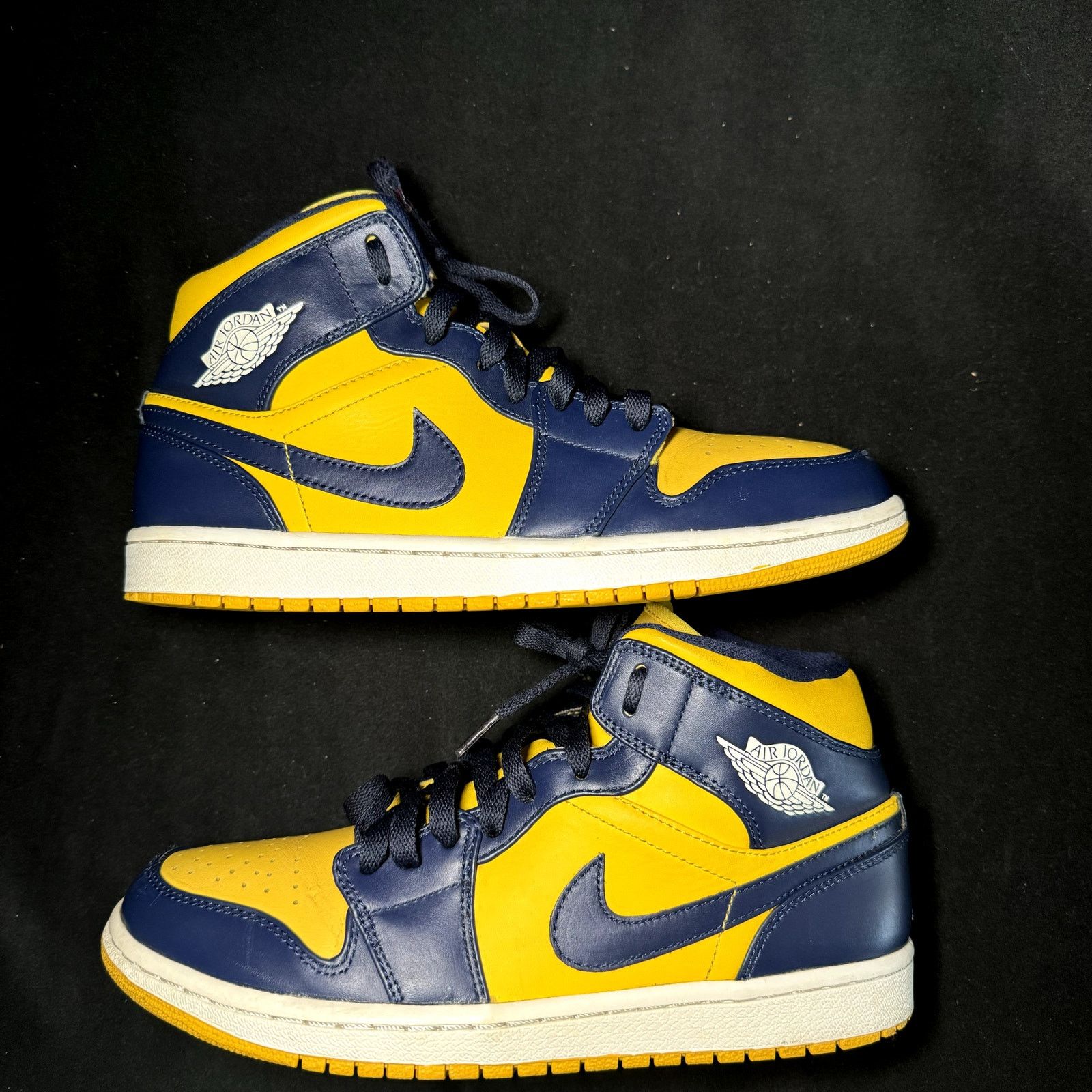 Jordan Brand × Nike Size 8 - Nike Air Jordan 1 Mid Michigan Men's Shoes Size US 8 / EU 41 - 3 Thumbnail