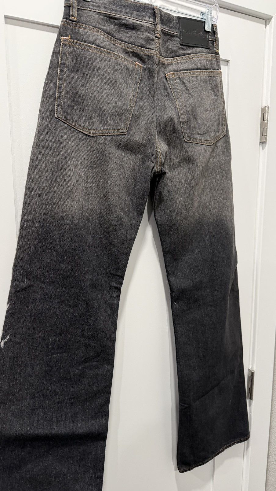 Acne Studios BLACK 2021- REGULAR LOOSE DISTRESSED PAINT SPLATTER JEANS Size US 29 - 8 Thumbnail