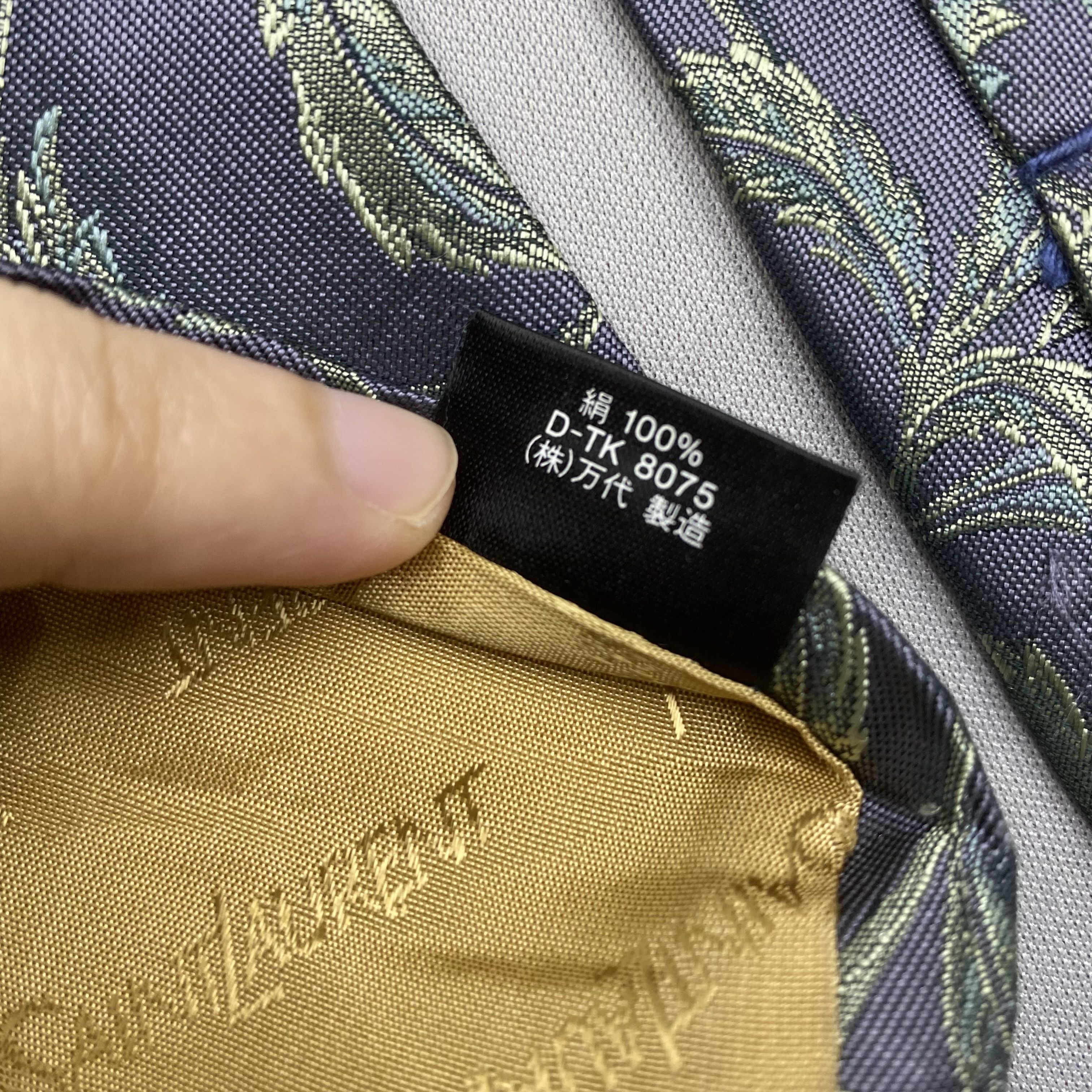Japanese Brand Vintage Yves Saint Laurent SILK Necktie Cravate Pure Silk Size ONE SIZE - 7 Thumbnail