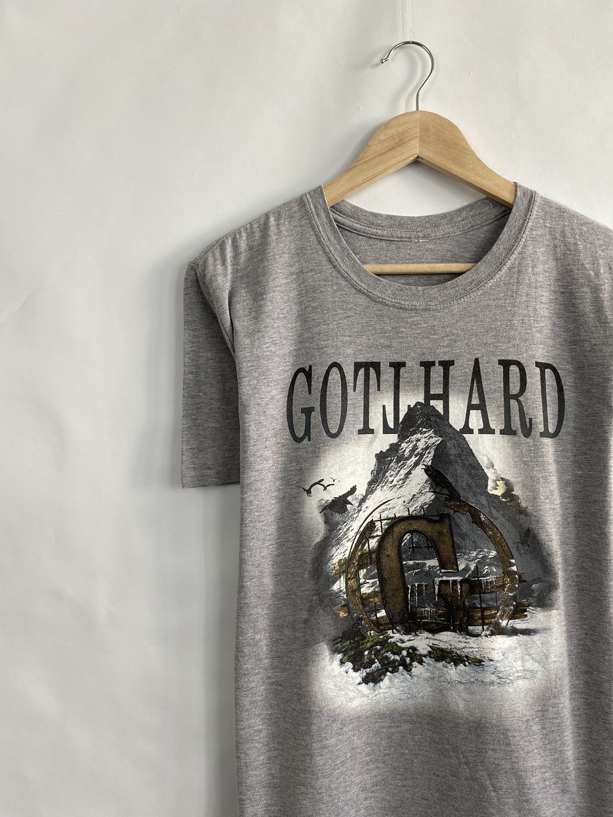 Band Tees 🇨🇭 Vintage GOTTHARD Defrosted Part 2 Rock Band T-Shirt Retro Size US M / EU 48-50 / 2 - 3 Thumbnail