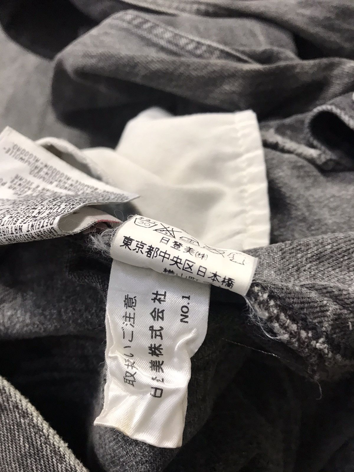 Levi's Vintage Clothing Vintage 501 France Black Denim Jean Zipper Flaps Pocket E179 Size US 29 - 14 Thumbnail