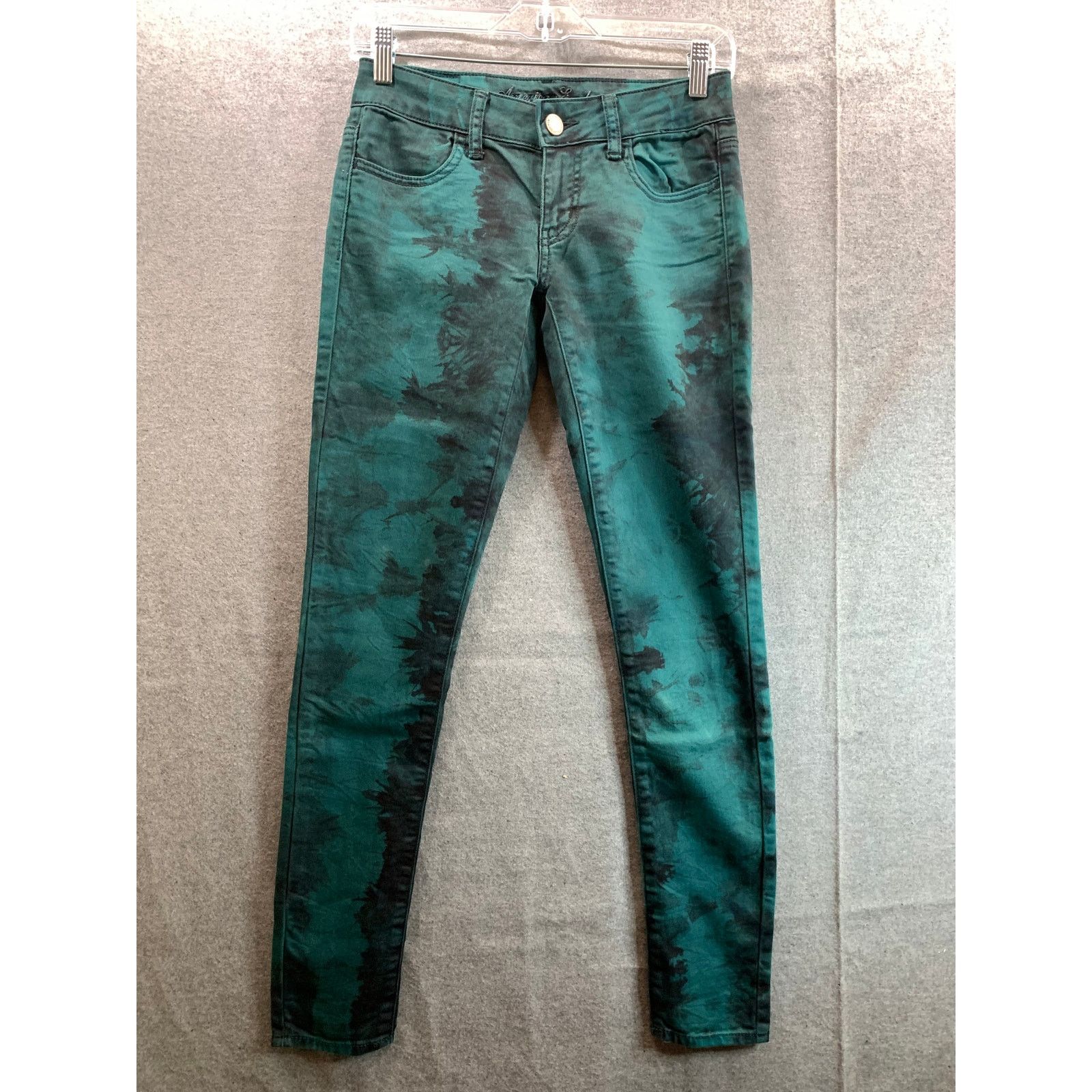 American Eagle Outfitters American Eagle Outfitters Tie Dye Size 0 Green Size 25" / US 0 / IT 36 - 1 Thumbnail