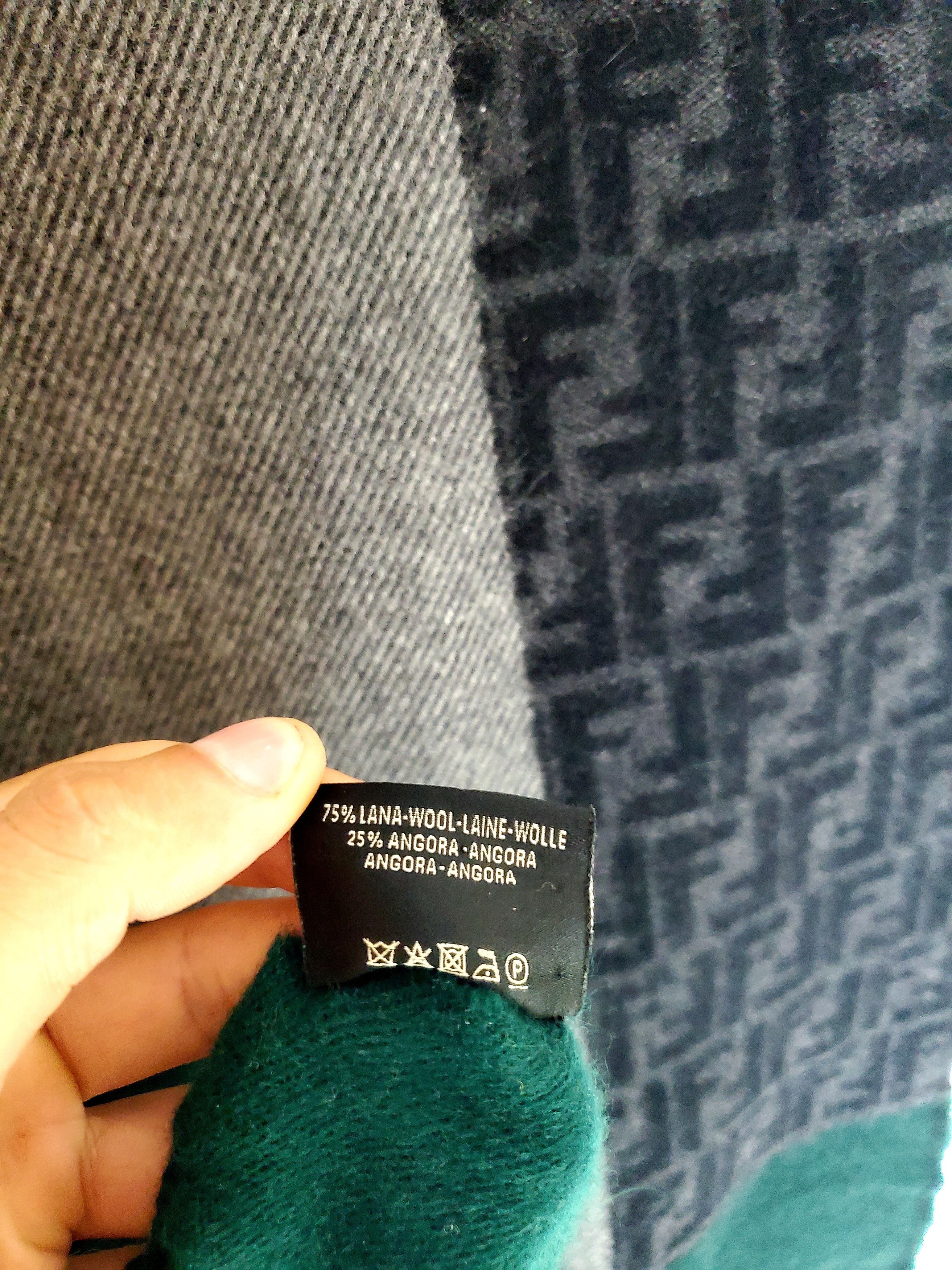 Fendi FENDI wool/angora scarf gray/green/black New condition Size ONE SIZE - 5 Thumbnail