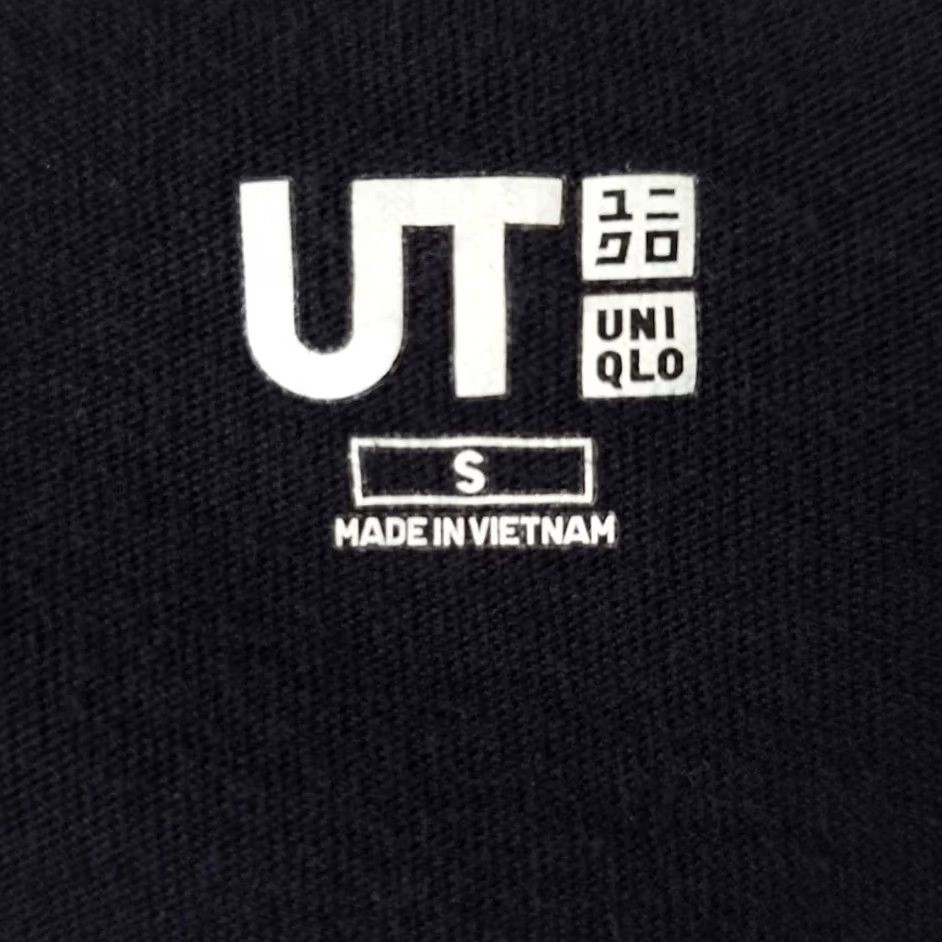 Uniqlo Uniqlo Your Name T Shirt Mens Small Black Makoto Shinkai Comet Tiamat Japanese Anime Movie Shirt Mens Short Sleeve Crew Neck Cotton Size US S / EU 44-46 / 1 - 5 Thumbnail