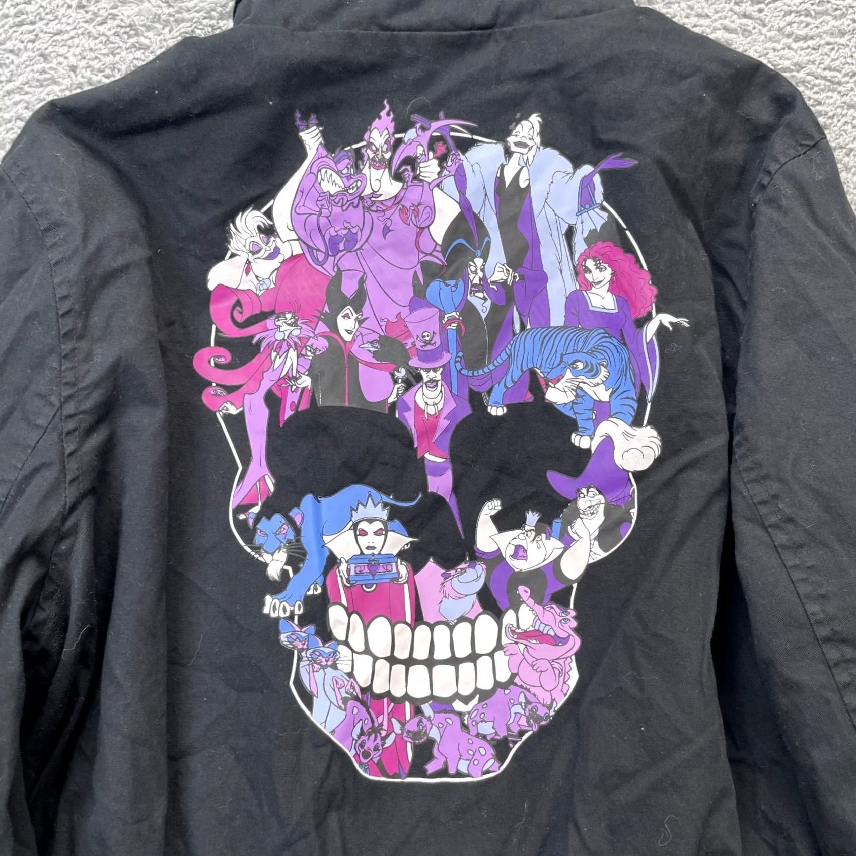 Disney Disney Jacket Womens M Black Villains Skull Graphic Coat Land World Jafar Zip Short Sleeve? Size M / US 6-8 / IT 42-44 - 2 Thumbnail