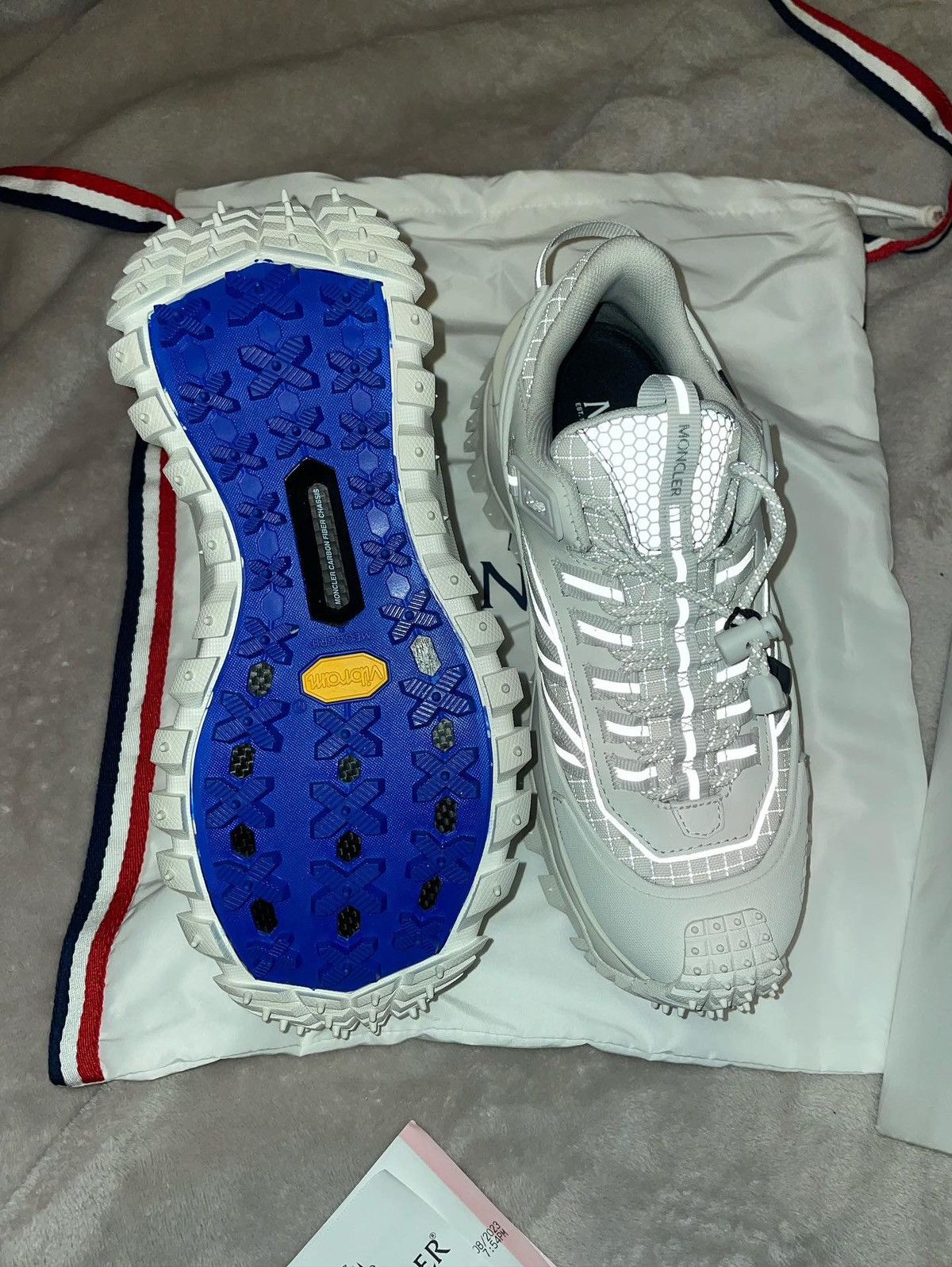 Moncler trailgrip GTX white