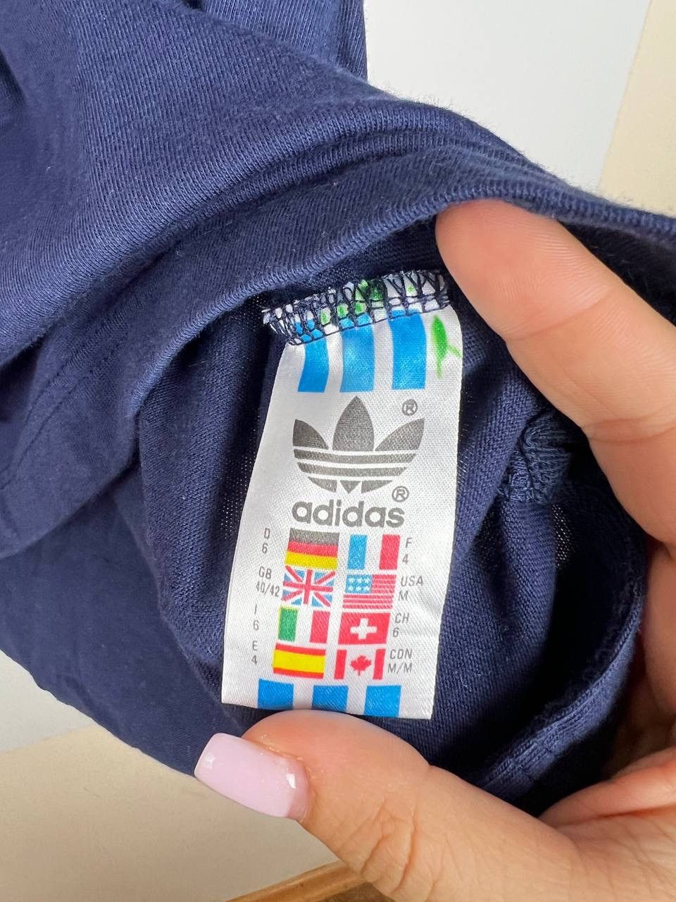 Vintage Adidas 90s streetwear vintage t-shirts size M Size US M / EU 48-50 / 2 - 4 Thumbnail