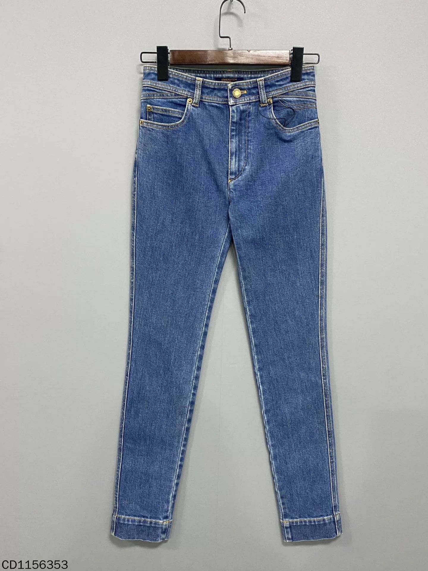 Louis Vuitton Louis Vuitton Washed Blue Jeans 34 99 New Size 25" / US 0 / IT 36 - 3 Thumbnail