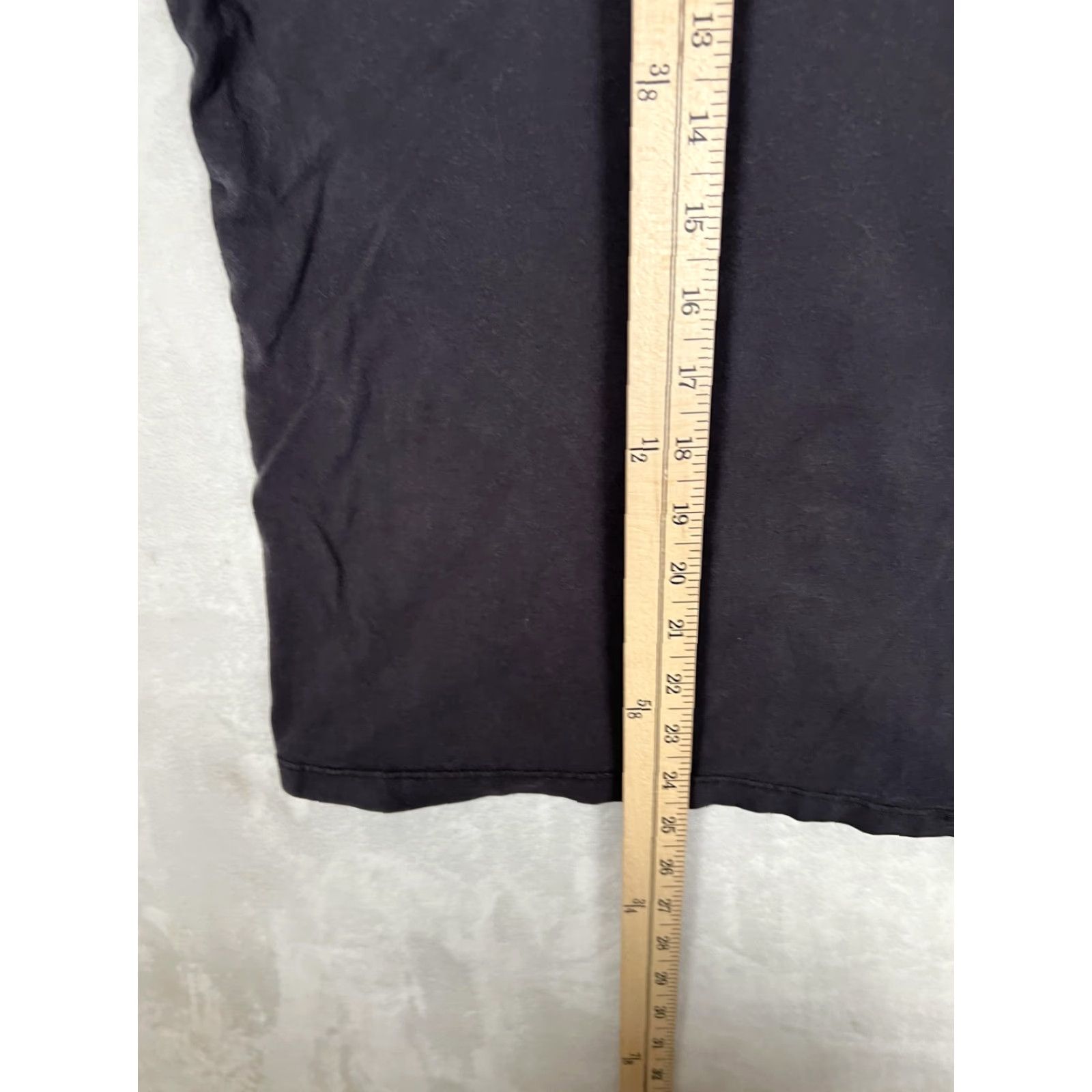 H&M AC/DC T-Shirt Womens L Black Back In Black World Tour H&M Band Graphic Rock Size L / US 10 / IT 46 - 7 Thumbnail