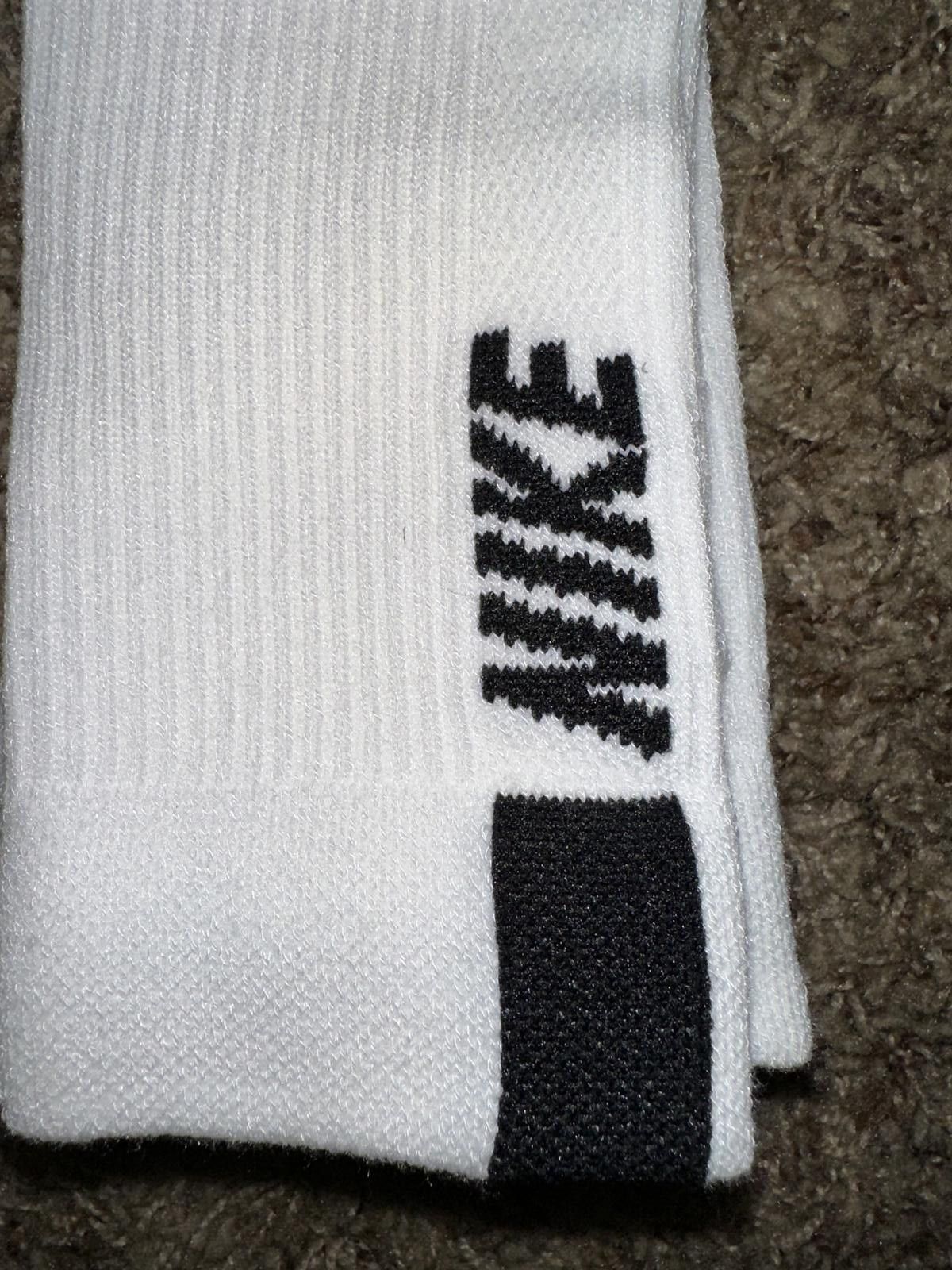 Nike Nike Multiplier Dri-Fit Tennis Running White Crew Socks Size ONE SIZE - 4 Thumbnail