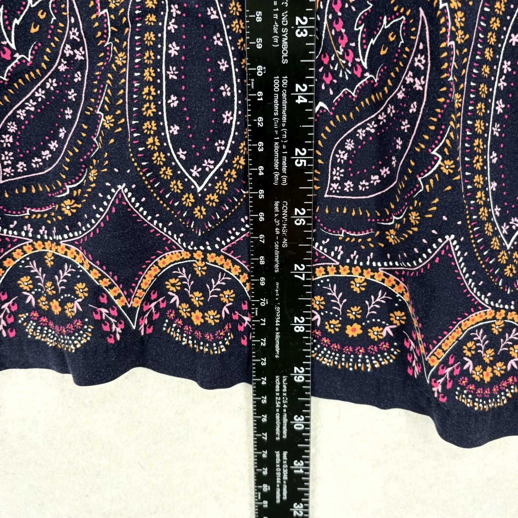 Talbots Talbots Blouse Womens 2X Plus Blue Floral Paisley V-Neck 3/4 Sleeve Tunic Boho Shirt Ladies Redundant? Size XXL / US 16-18 / IT 52-54 - 6 Thumbnail