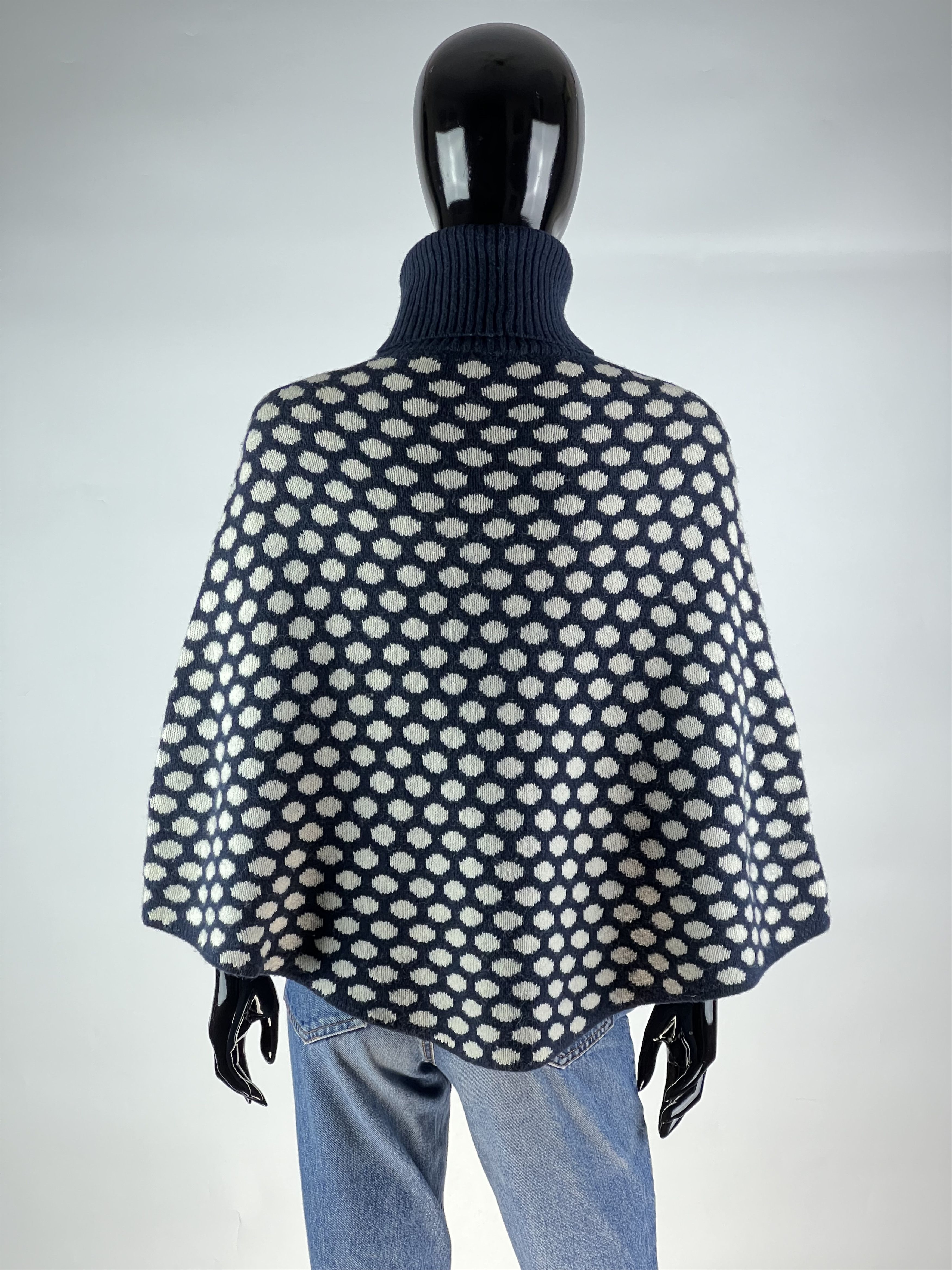 Armani Armani Jeans Wool Fringe Turtleneck Poncho Cape Size M Size M / US 6-8 / IT 42-44 - 4 Thumbnail
