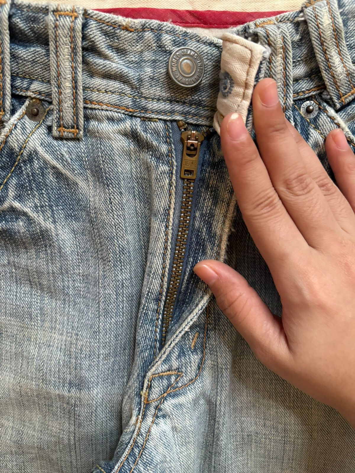 Japanese Brand Vintage Japanese Brand Mud Wash Distressed Baggy Jeans Size US 31 - 3 Thumbnail