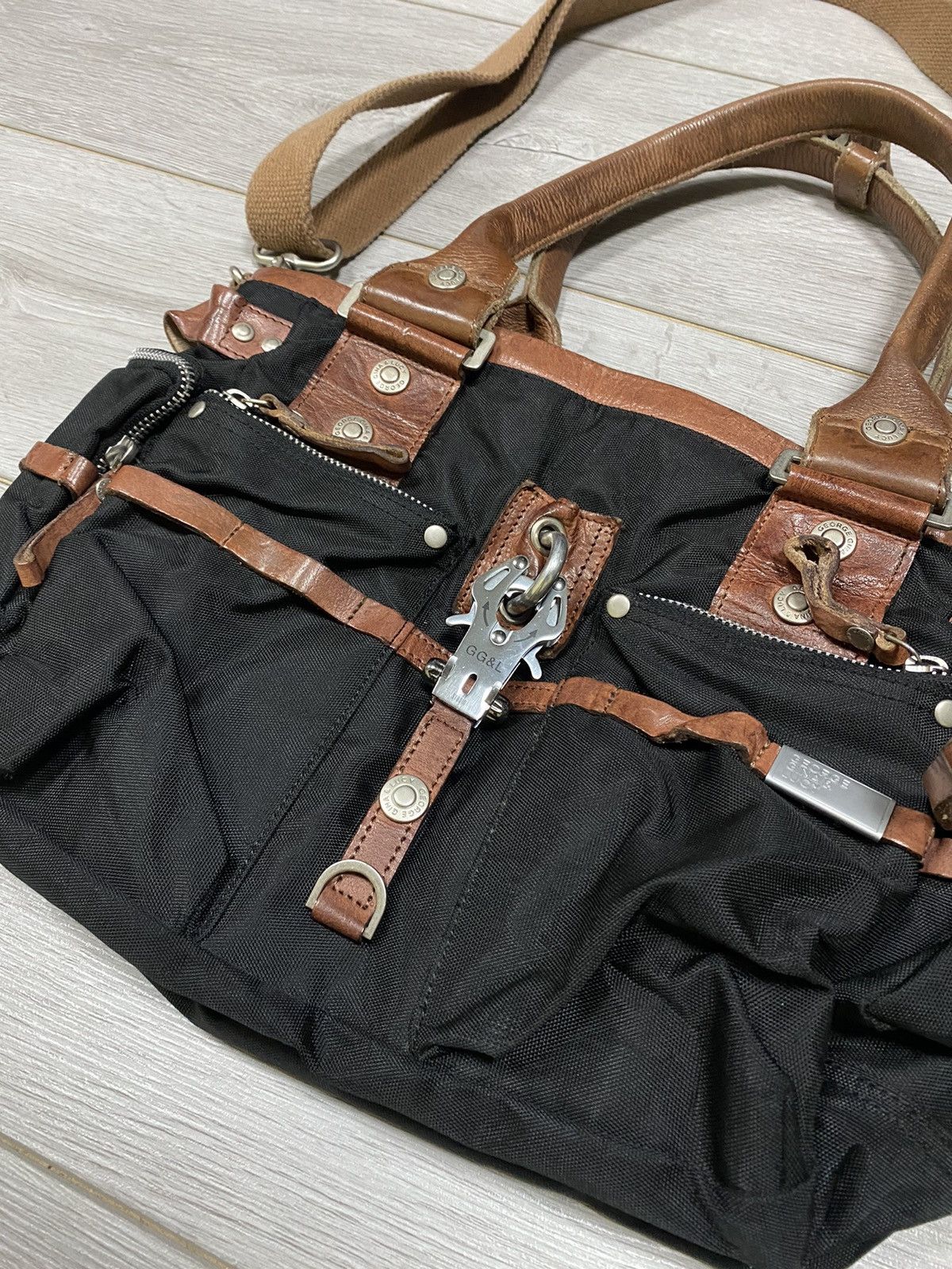 Vintage GG&L ALYX style George Gina Lucy NEW carabiner shoulder bag Size ONE SIZE - 4 Thumbnail