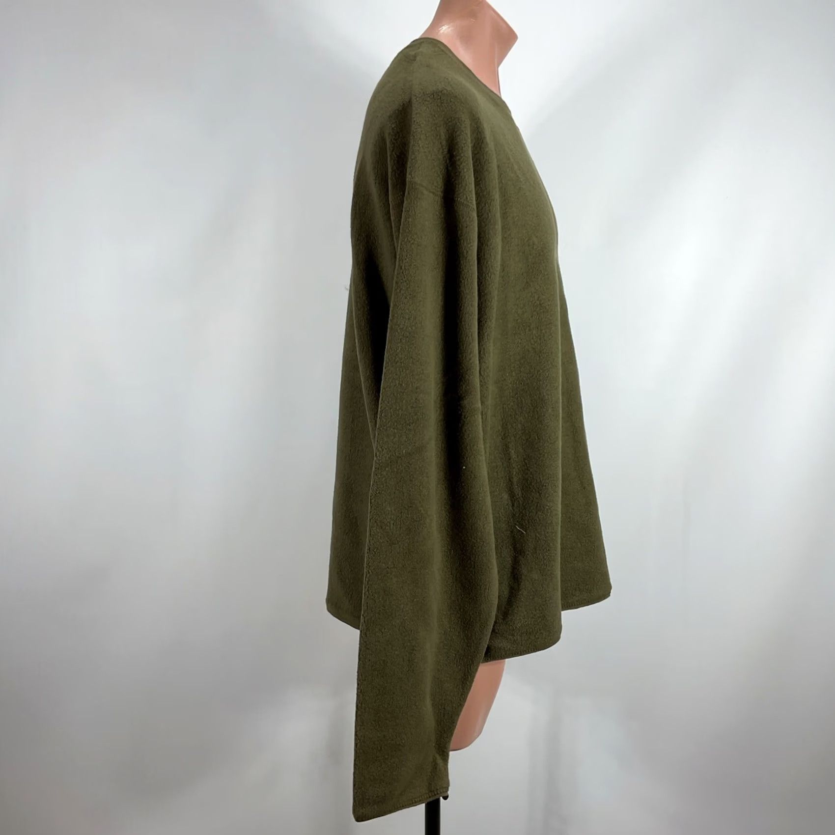 Calvin Klein VINTAGE Calvin Klein Olive Green Fleece Crewneck Relaxed Sweater XXL Men Green 90s Solid Crew Neck Wool-ish? Size US XXL / EU 58 / 5 - 5 Thumbnail