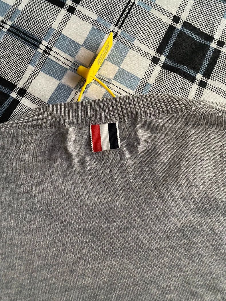 Thom Browne Thom browne TB classic four-bar thin round-neck pullover sw Size US M / EU 48-50 / 2 - 6 Thumbnail