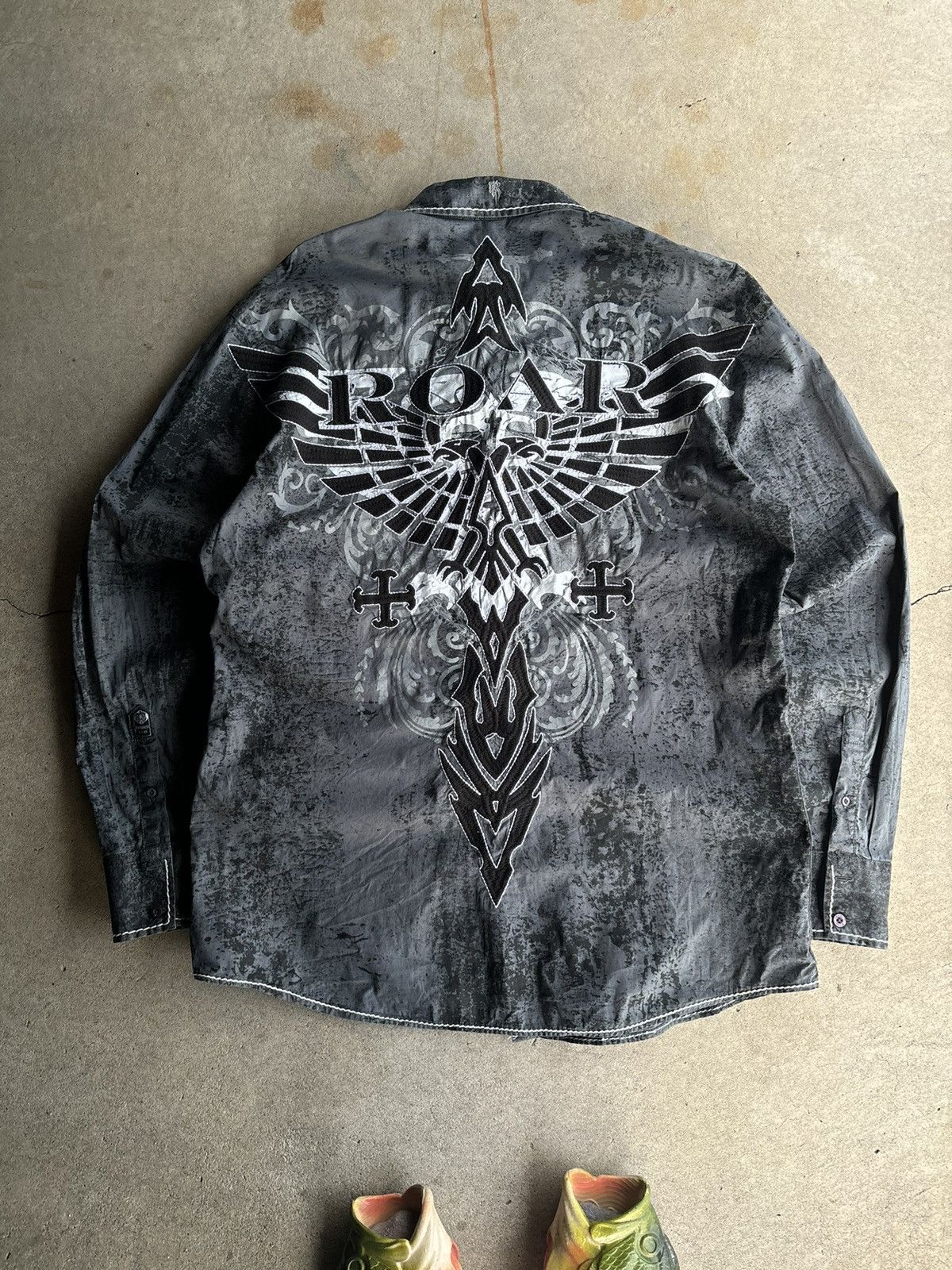 Roar Crazy Roar Grunge Y2K Embroidered Affliction Style Shirt Size US L / EU 52-54 / 3 - 1 Thumbnail